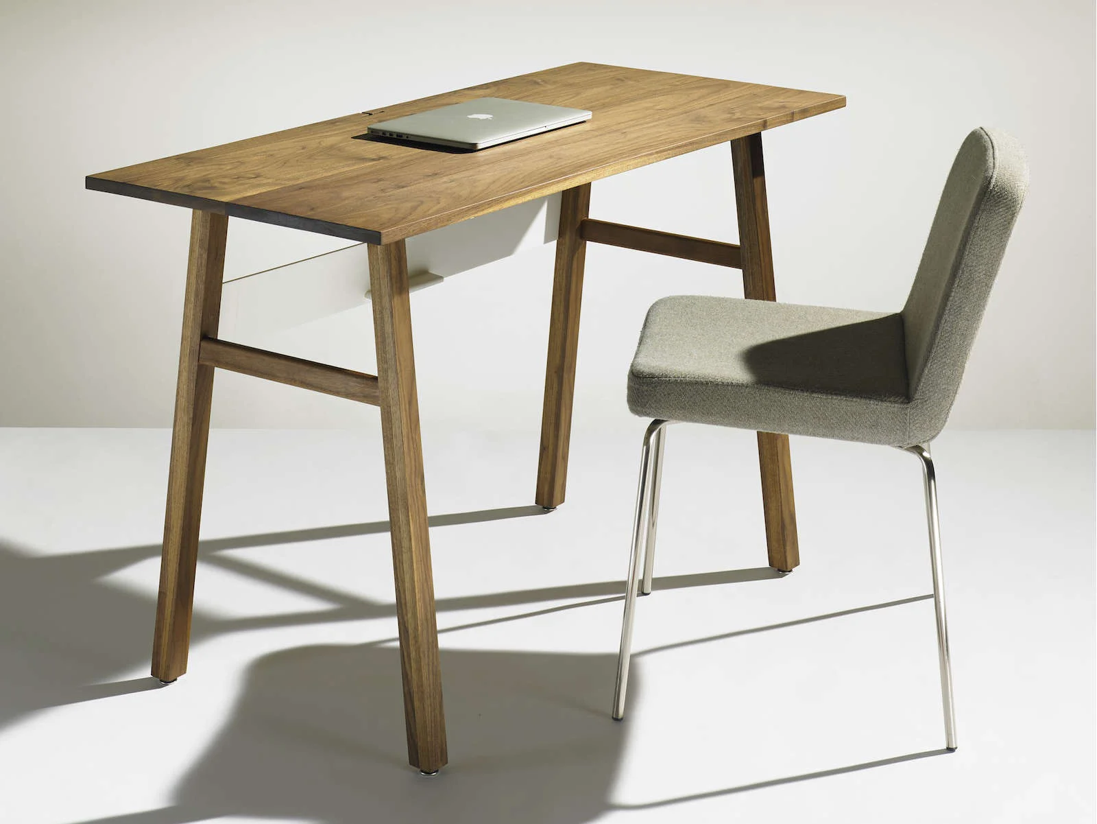 Neo Walnut Desk