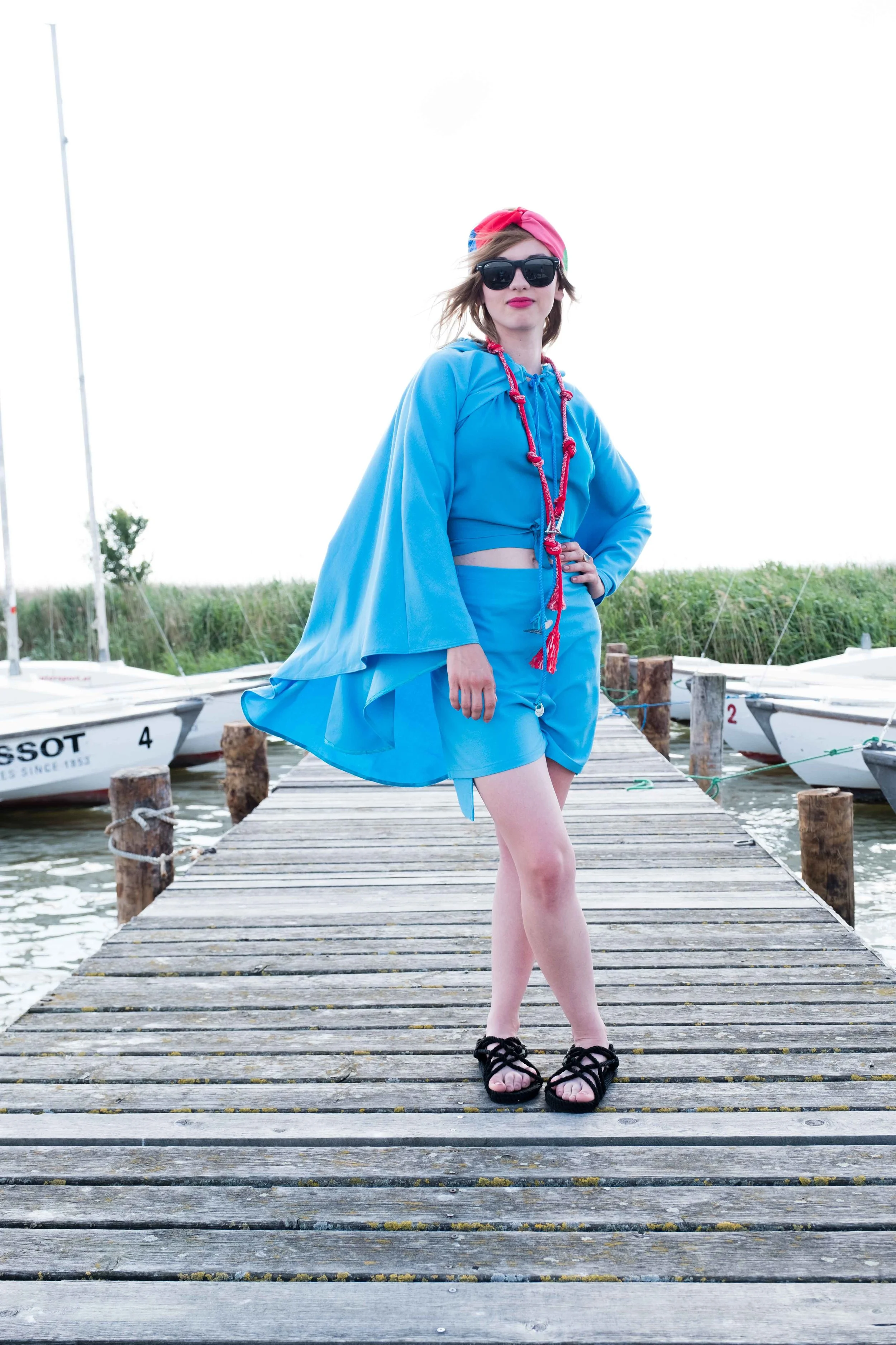 Poncho 'Dinghi Ride'