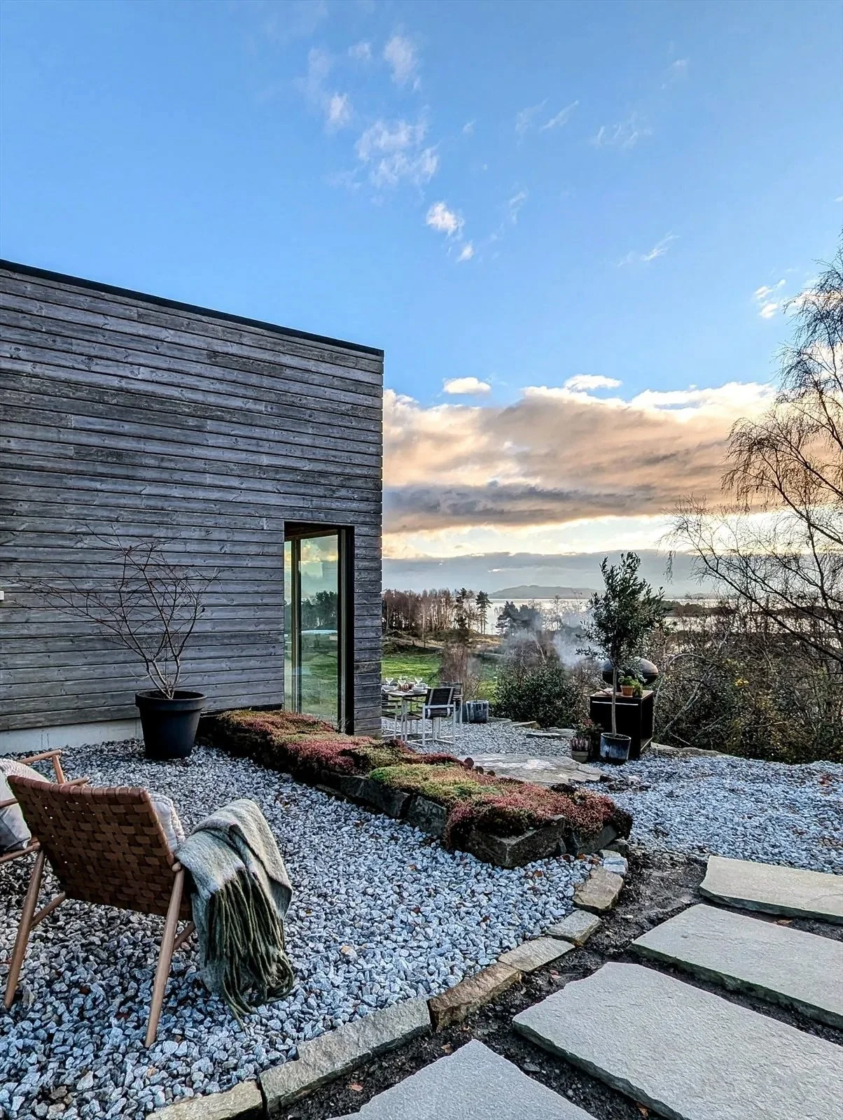 Enebolig_VinkelArkitekter__Nedstrand_Moderne_Nybygg_Arkitektur_Arkitekttegnet_-24.jpg