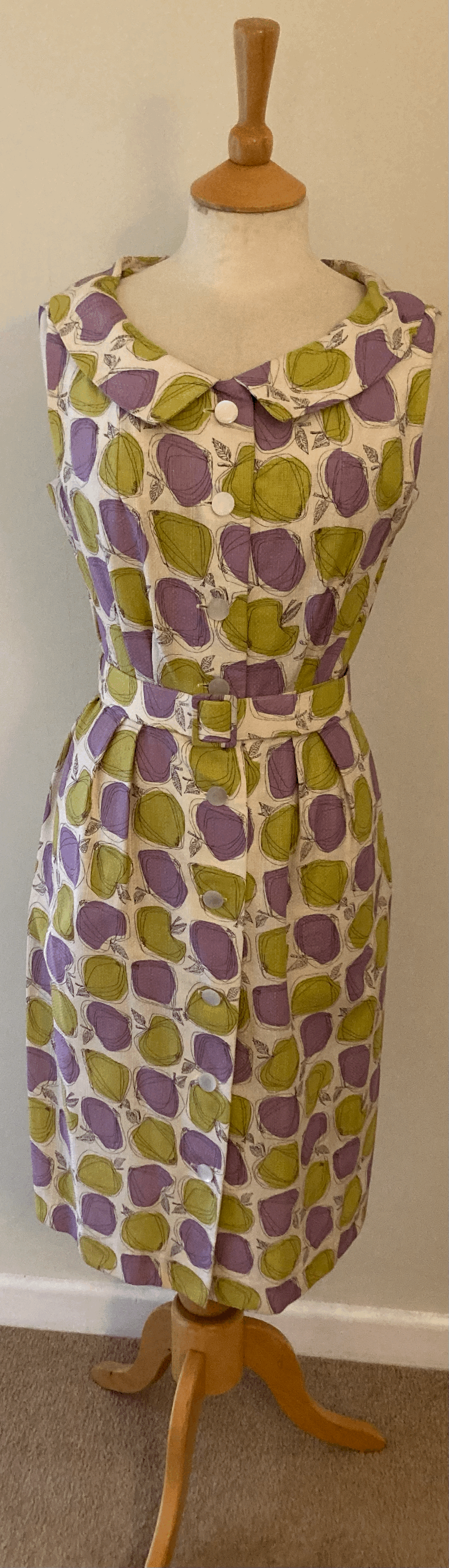 1950s Wiggle dress