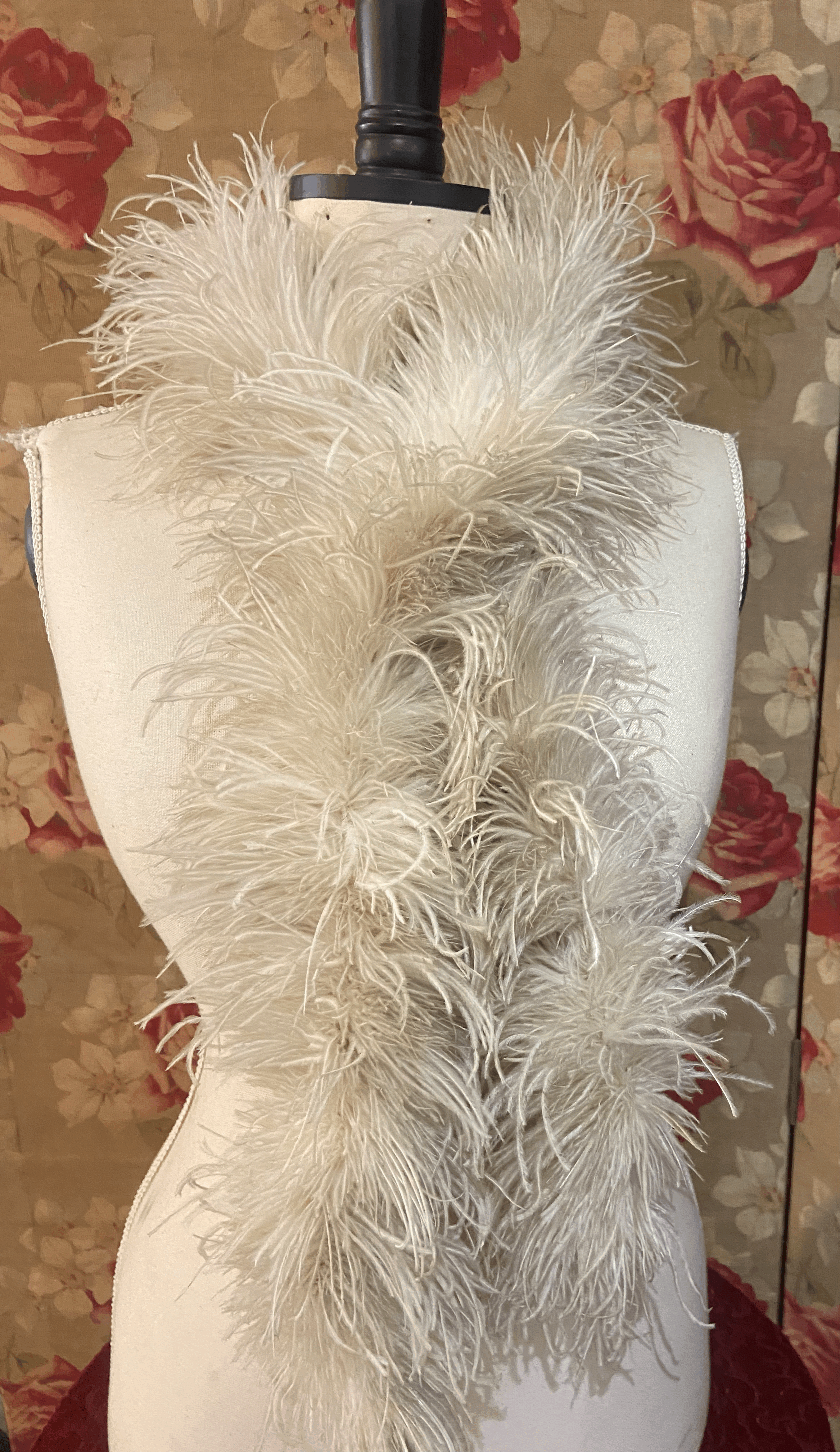 Original 1920s feather boa