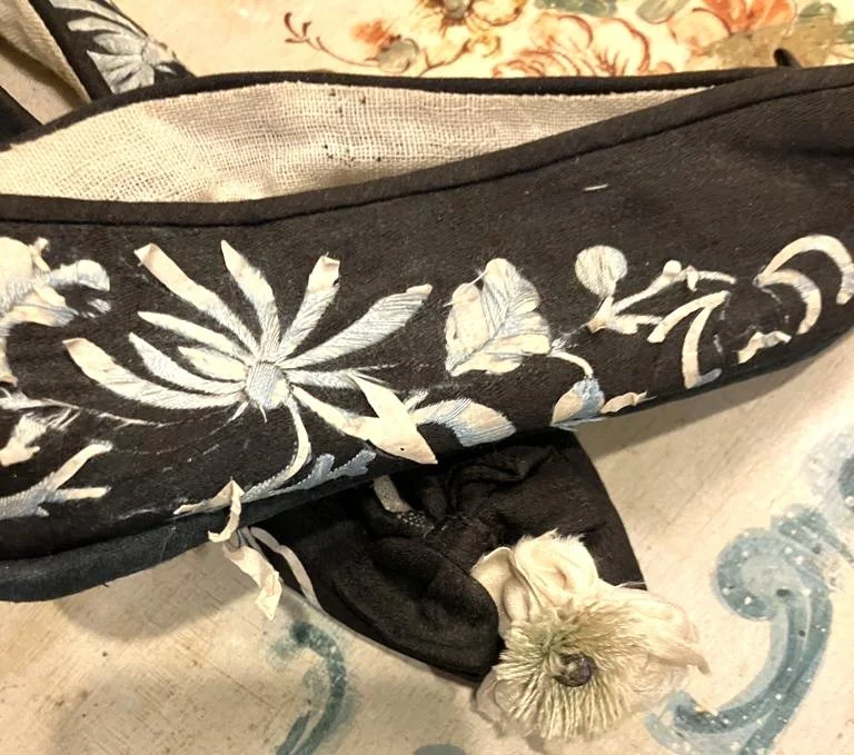 Hand embroidered child slippers