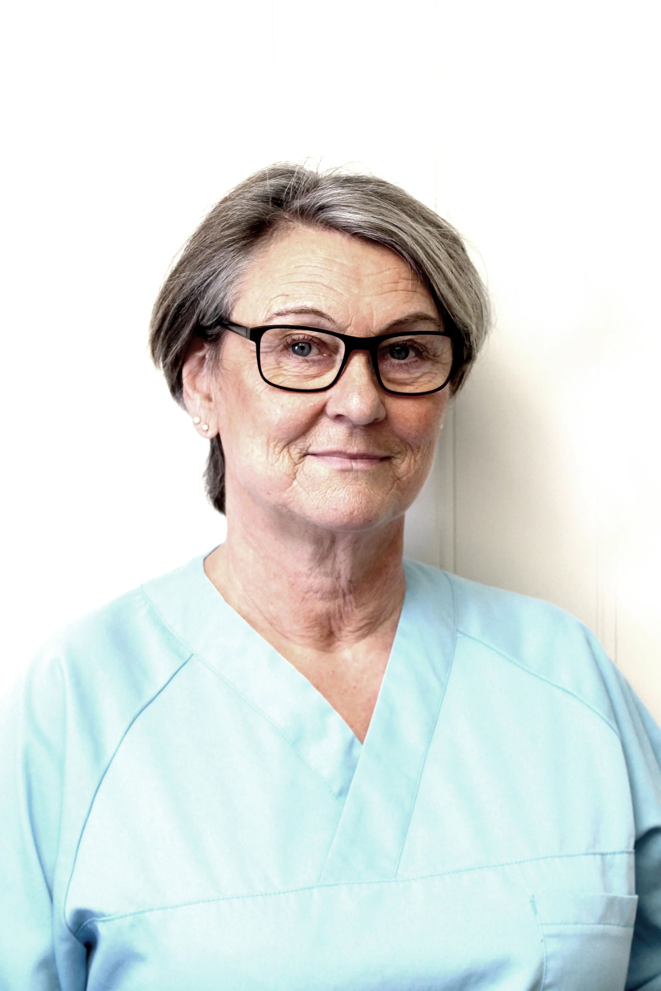 Tannhelsesekretær Laila Markussen Laila er utdannet tannhelsesekretær, og har jobbet her på kontoret siden 2010.