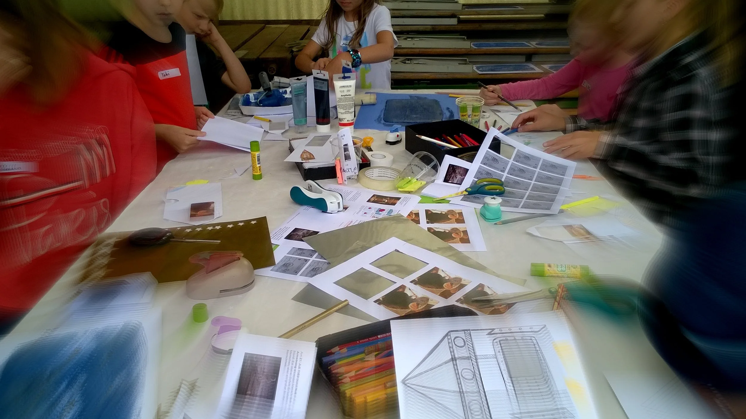 Himmelspapier, Kuvertraketen und Minibooks gestalten