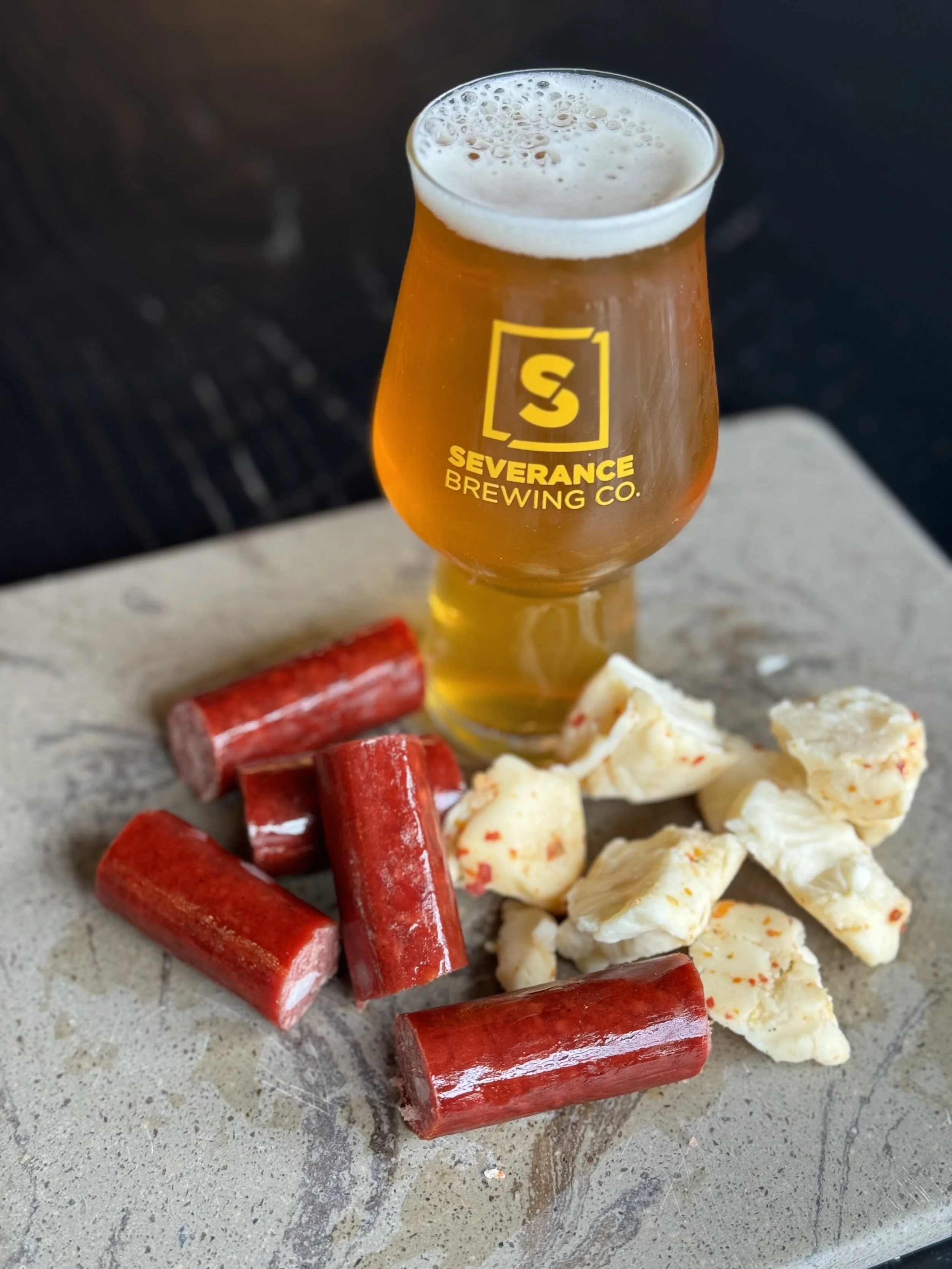 Beef &amp; Cheese Snack Pairing