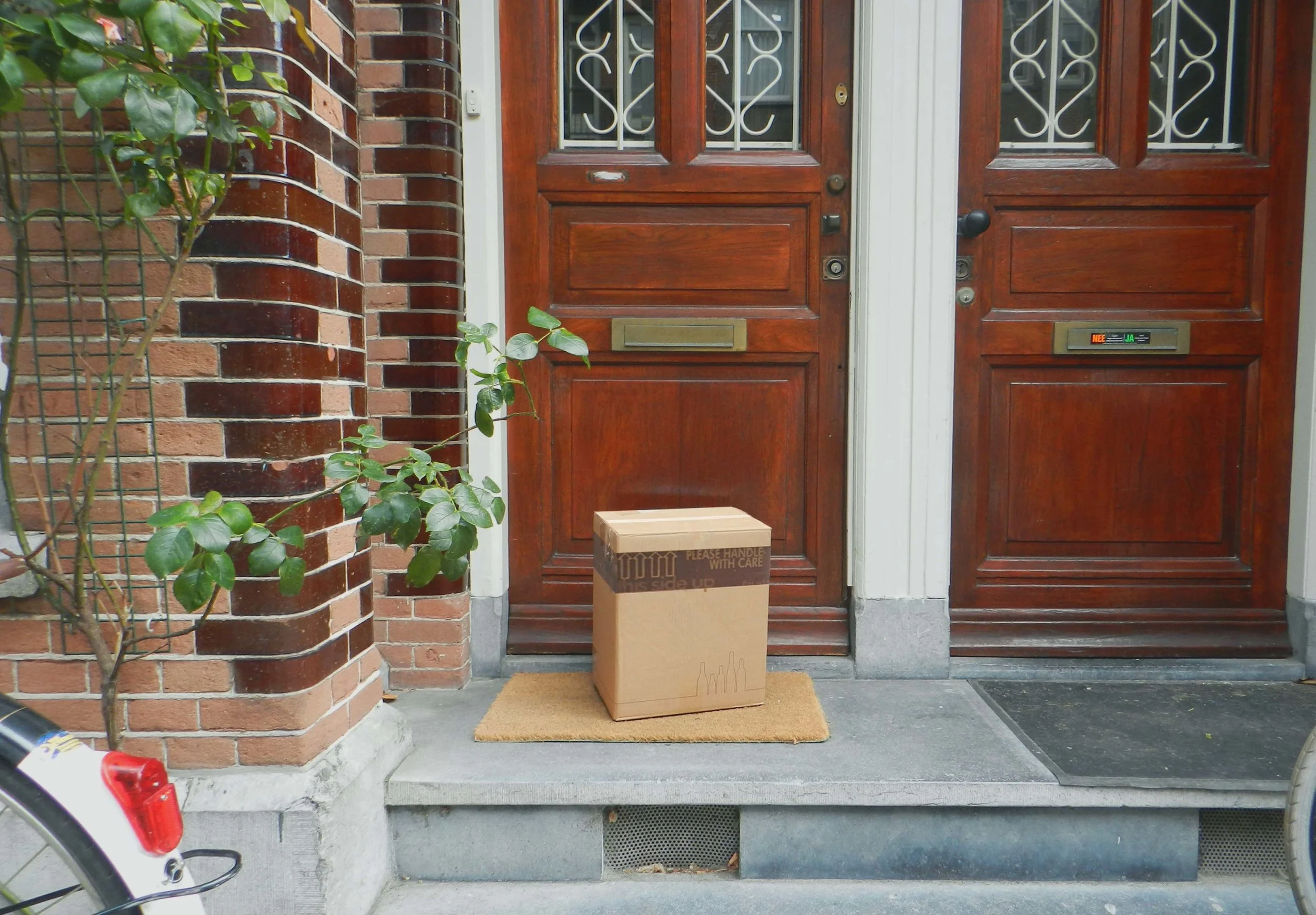 vinologix pakket deur bewerkt flat.jpg