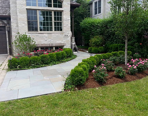 02 Bannockburn, IL Landscaping.png