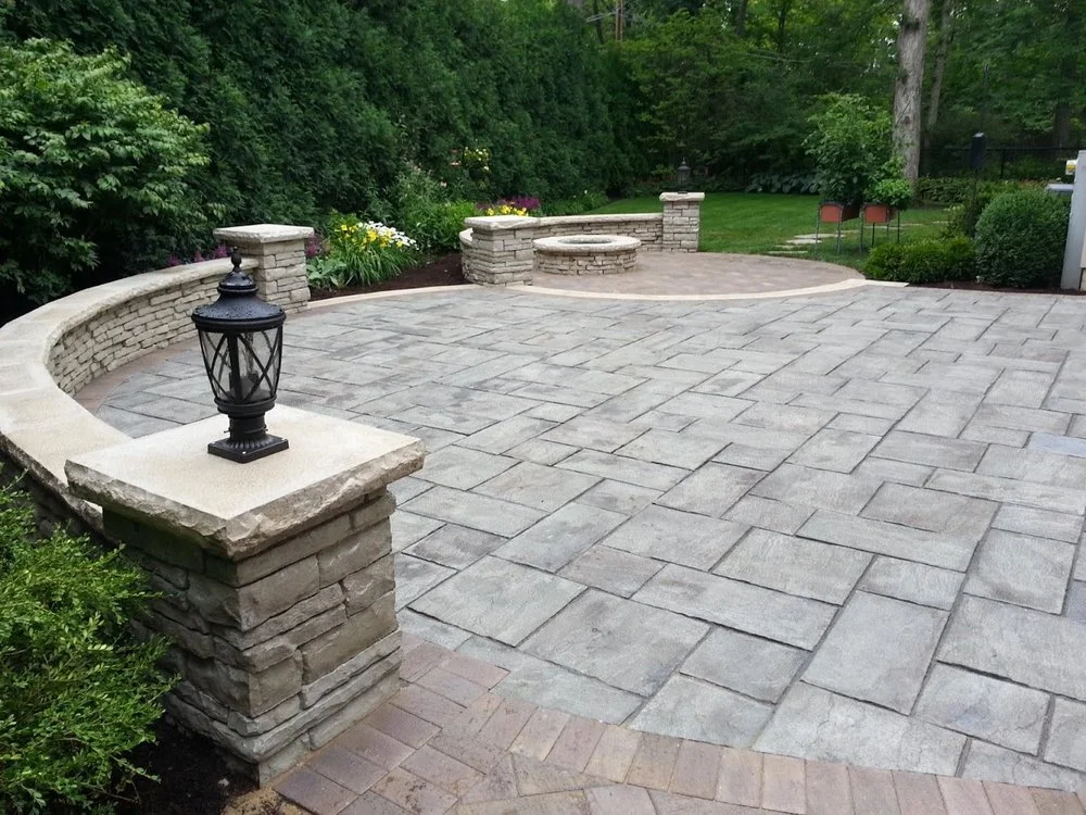 Stunning and classic landscape design in Winnetka, Illinois