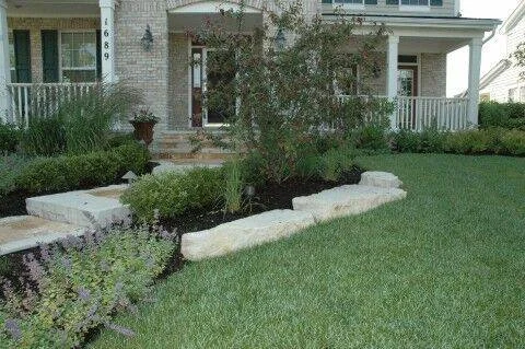 4 Situations When Comprehensive Lawn Service Is Needed in Buffalo Grove and Northbrook, IL