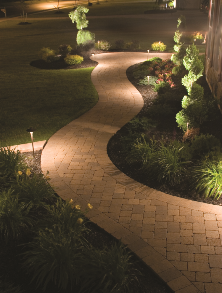 A Quick Guide on Outdoor Lighting Options Offered in the Buffalo Grove, IL Area