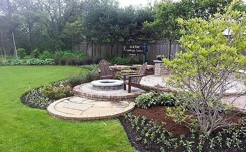 Why Landscaping Companies Provide Custom Care Plans in the Highland Park and Winnetka, IL Area
