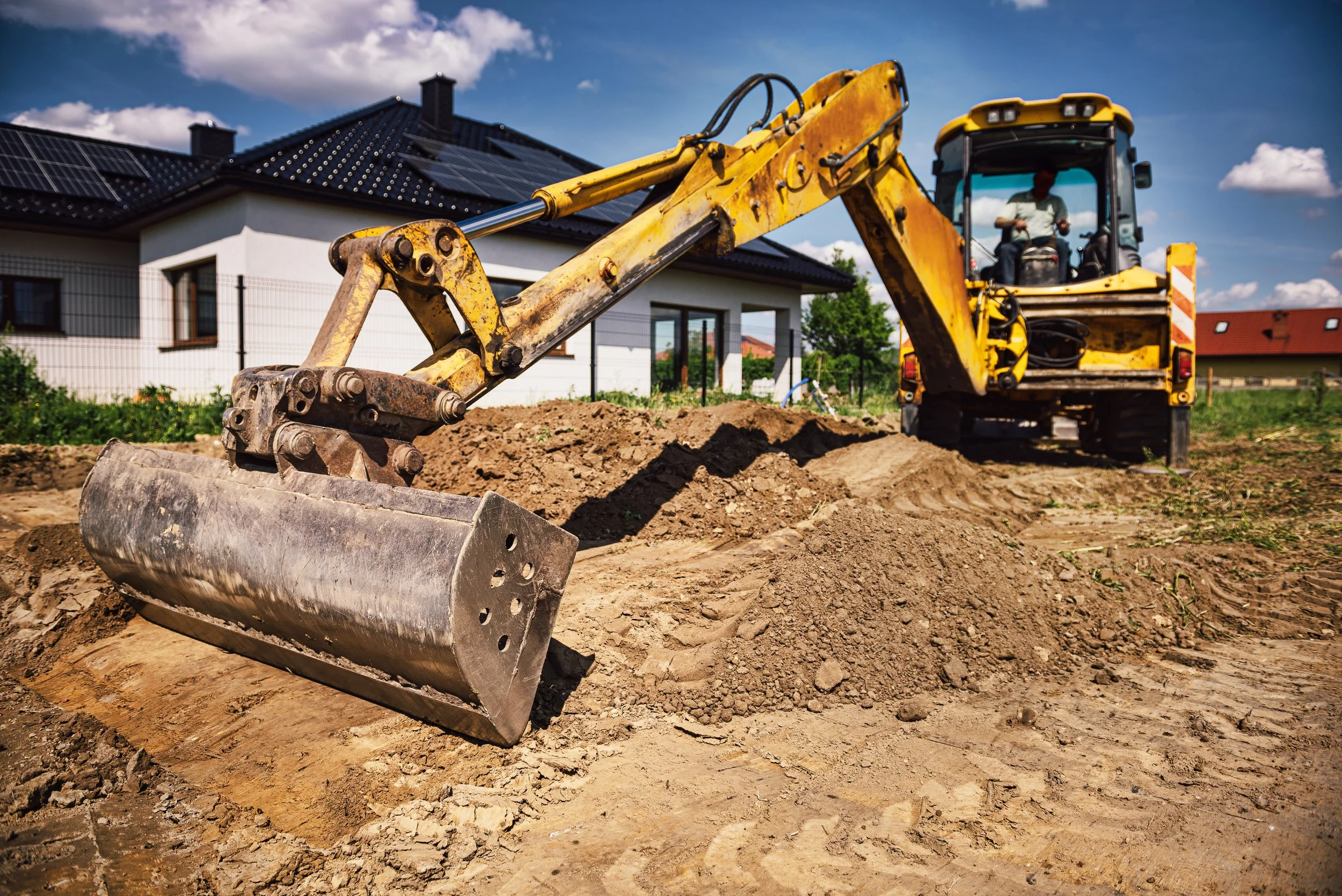 From Raw Land to Refined Landscape: Excavation That Transforms Libertyville & Lincolnshire, IL