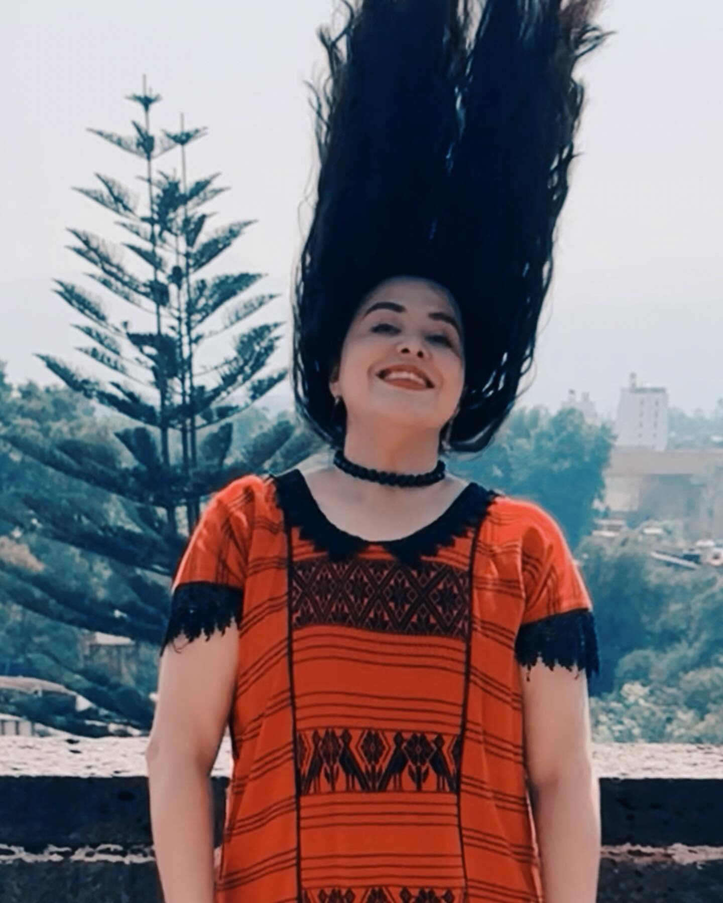 Mi a&ntilde;o mariposa.🦋 
A los 36 me romp&iacute; para volverme m&aacute;s fuerte y m&aacute;s chillona, m&aacute;s compasiva y amorosa, m&aacute;s valiente, m&aacute;s honesta y m&aacute;s capaz.

A los 36 naci&oacute; el amor m&aacute;s grande qu