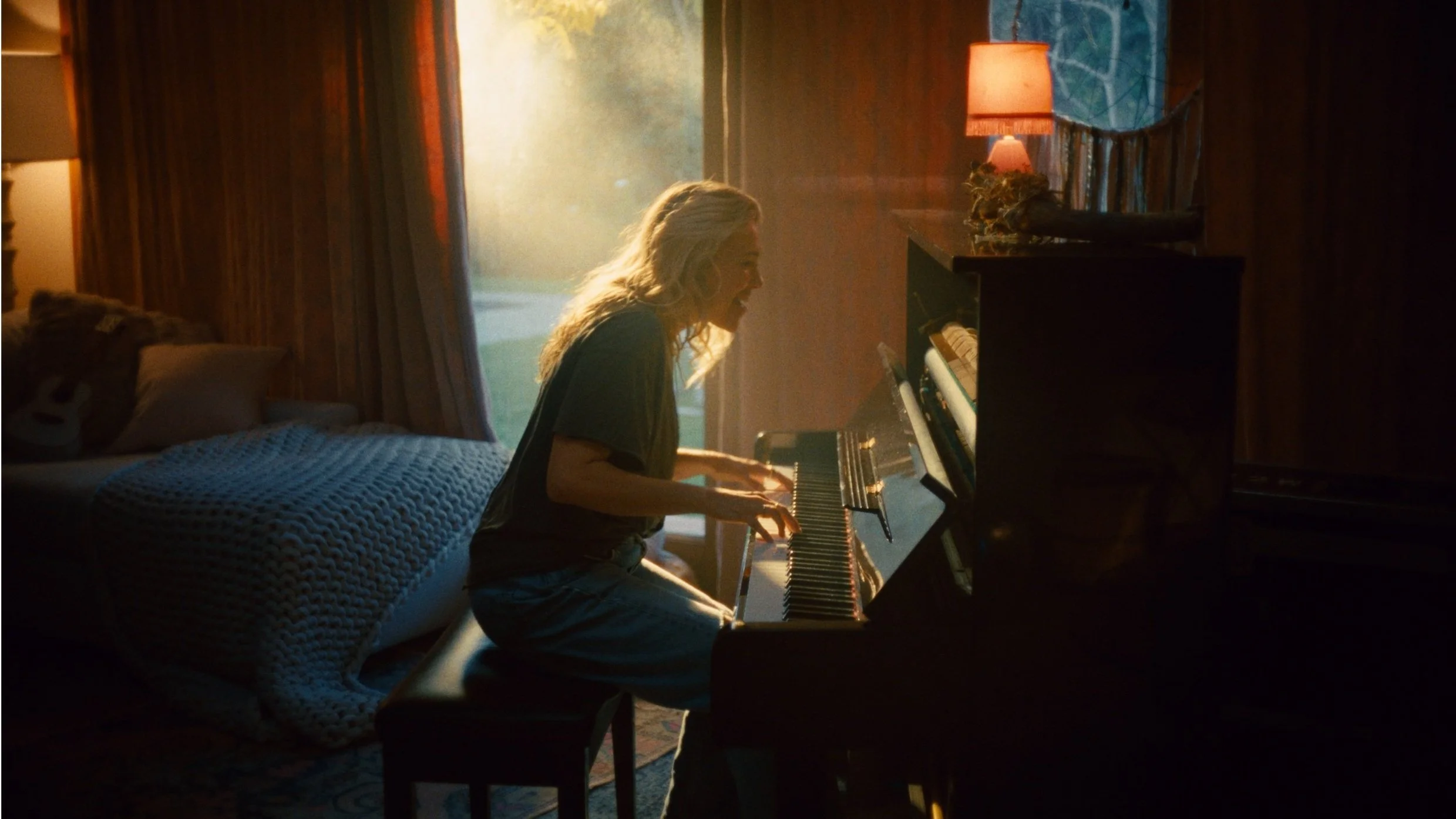 Rachel Platten - Girls (Official Music Video)