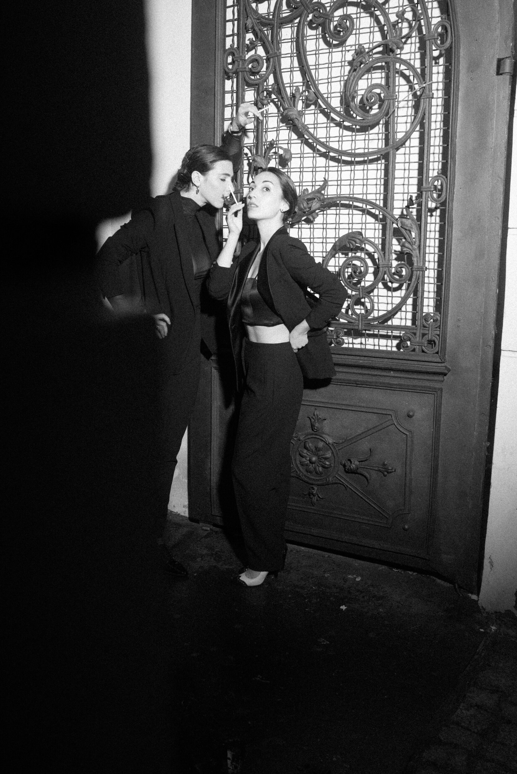 Fibi&Helen_night_watch_3768.jpg