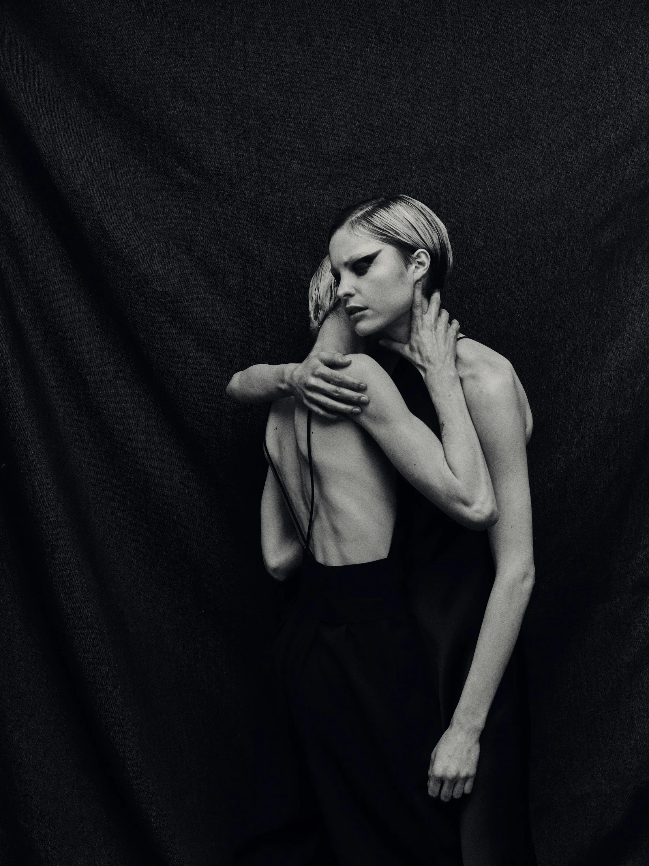 FashionTest_Julia&Natalia_4708_by_Zamoyski.jpg