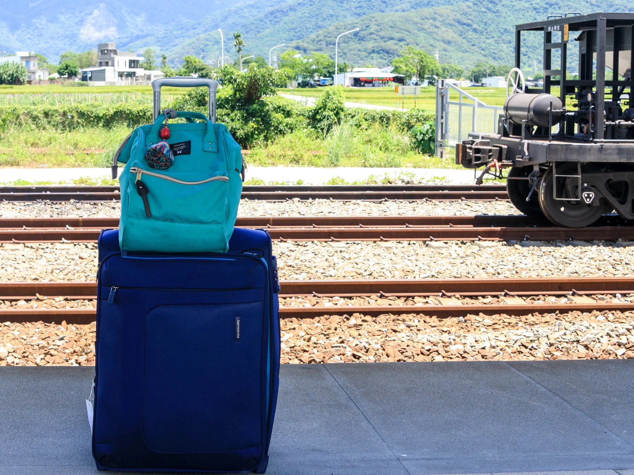 Minimalist+womens+packing+list