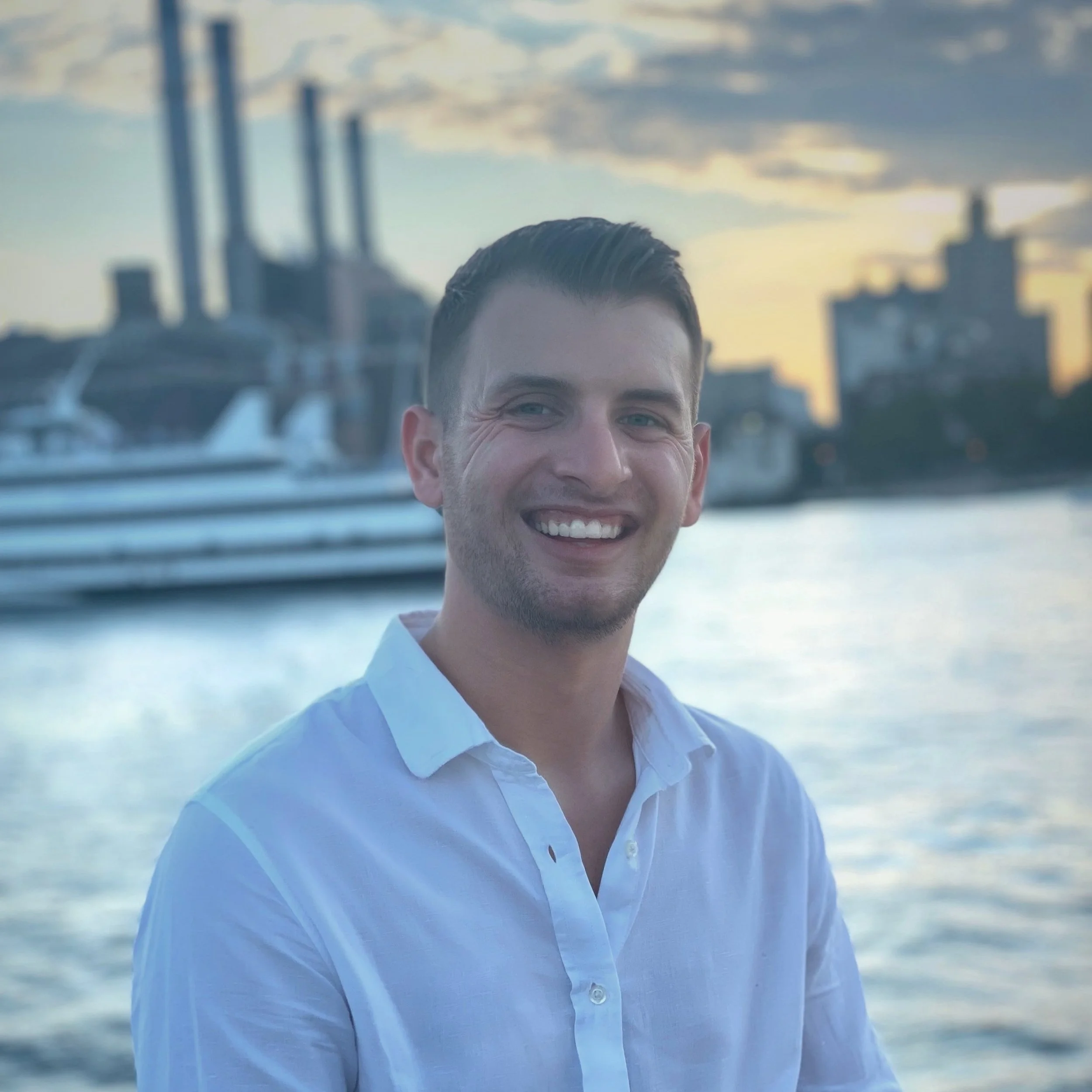 Men's therapist Salem Massachusetts  LGBTQ+ couples therapy