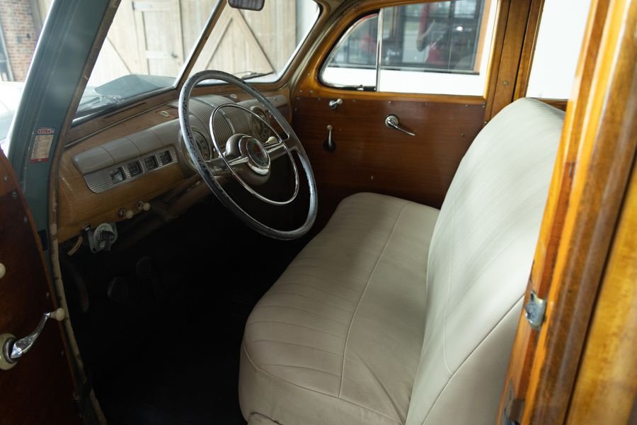 1964 Ford Super Deluxe Woodie. 23.jpg