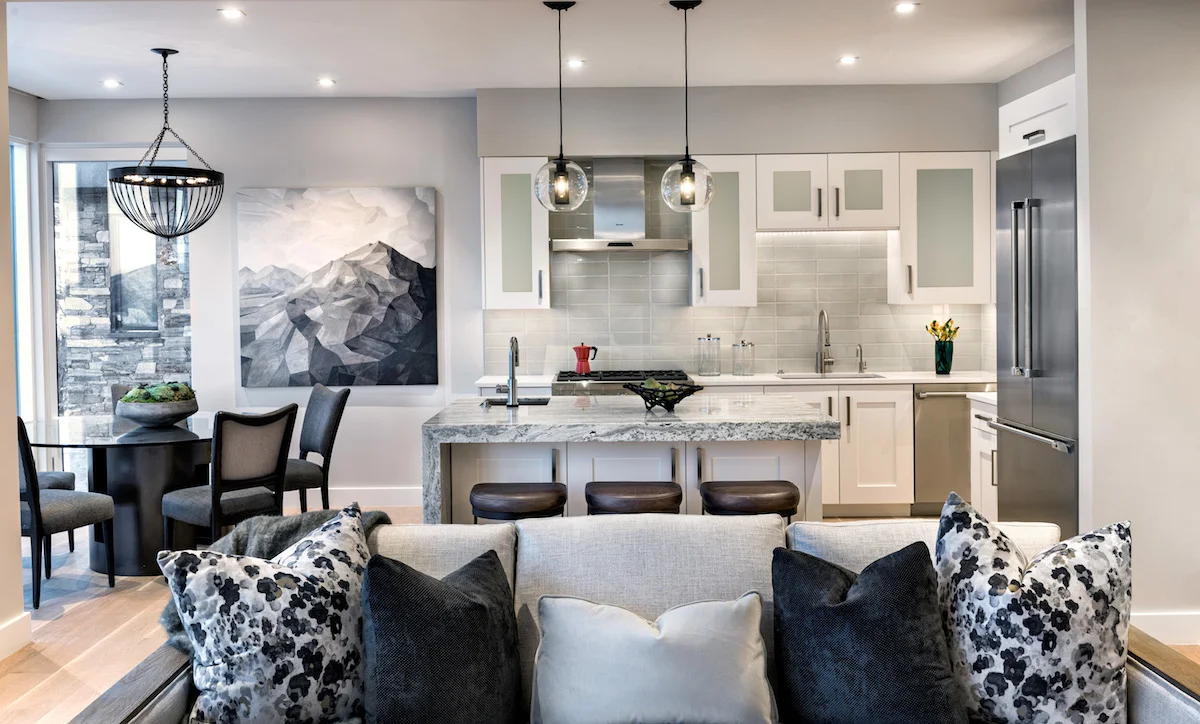 Roundabout_v-4-cr-kitchen.jpg