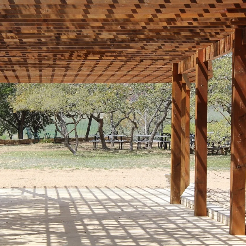 pergola-96822_1280.jpg