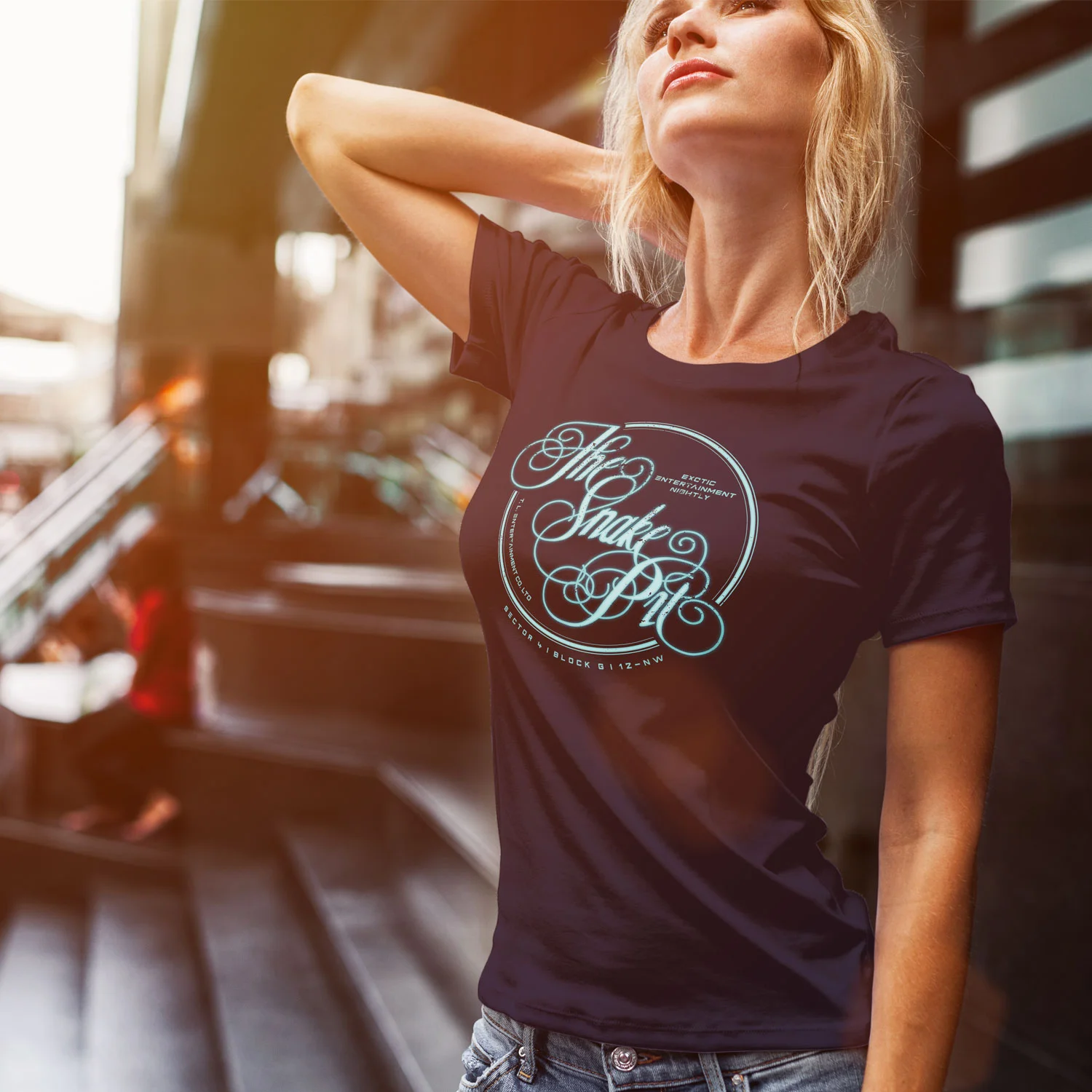 The-Snake-Pit-Blade-Runner-Inspired-TShirt-by-MoviTees2.jpg
