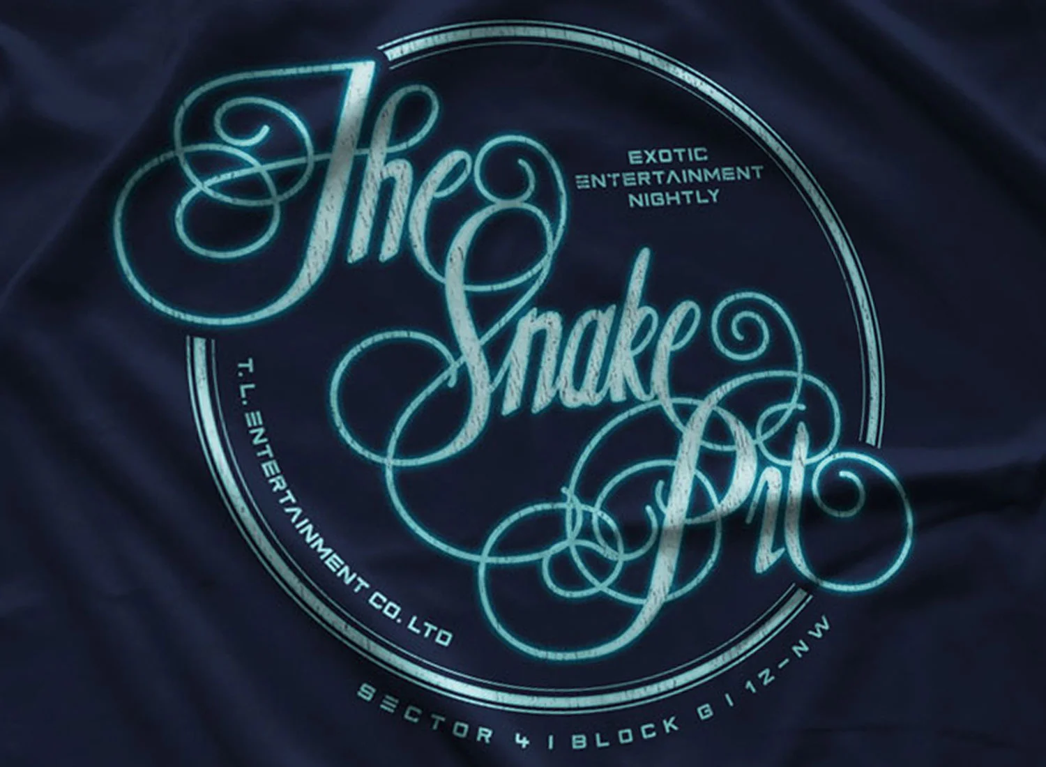 The-Snake-Pit-Blade-Runner-Inspired-TShirt-by-MoviTees_3D.jpg