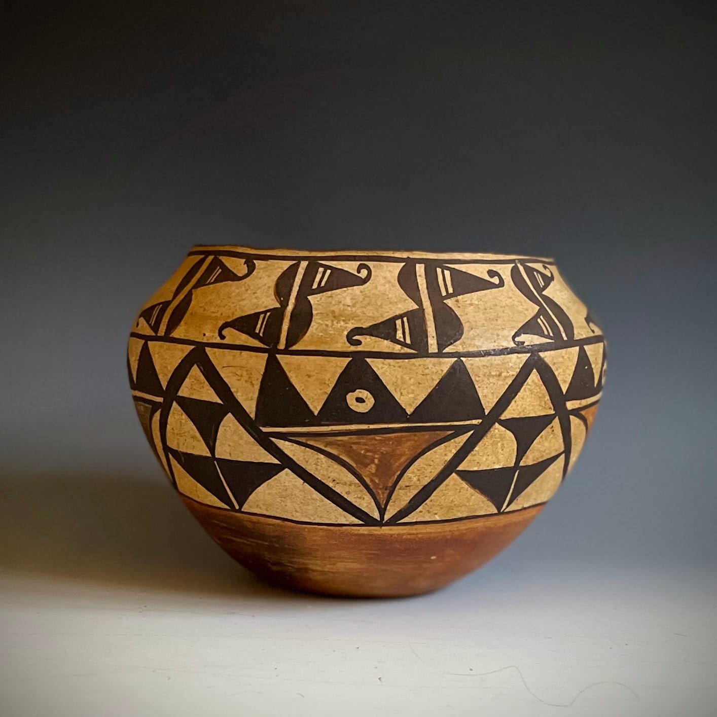 Vintage New Mexican Pueblo, Navajo Pottery & Ceramic Art at Kimosabé, Taos