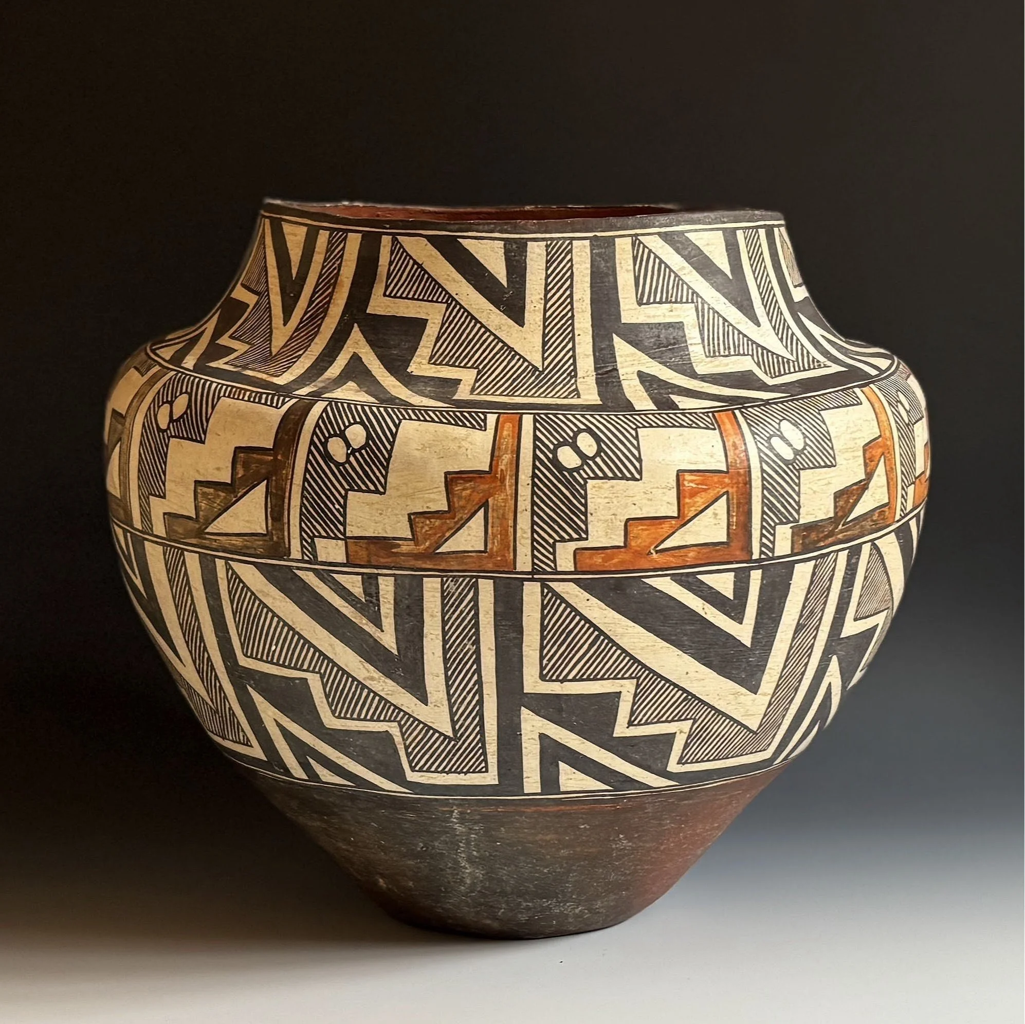Vintage New Mexican Pueblo, Navajo Pottery & Ceramic Art at