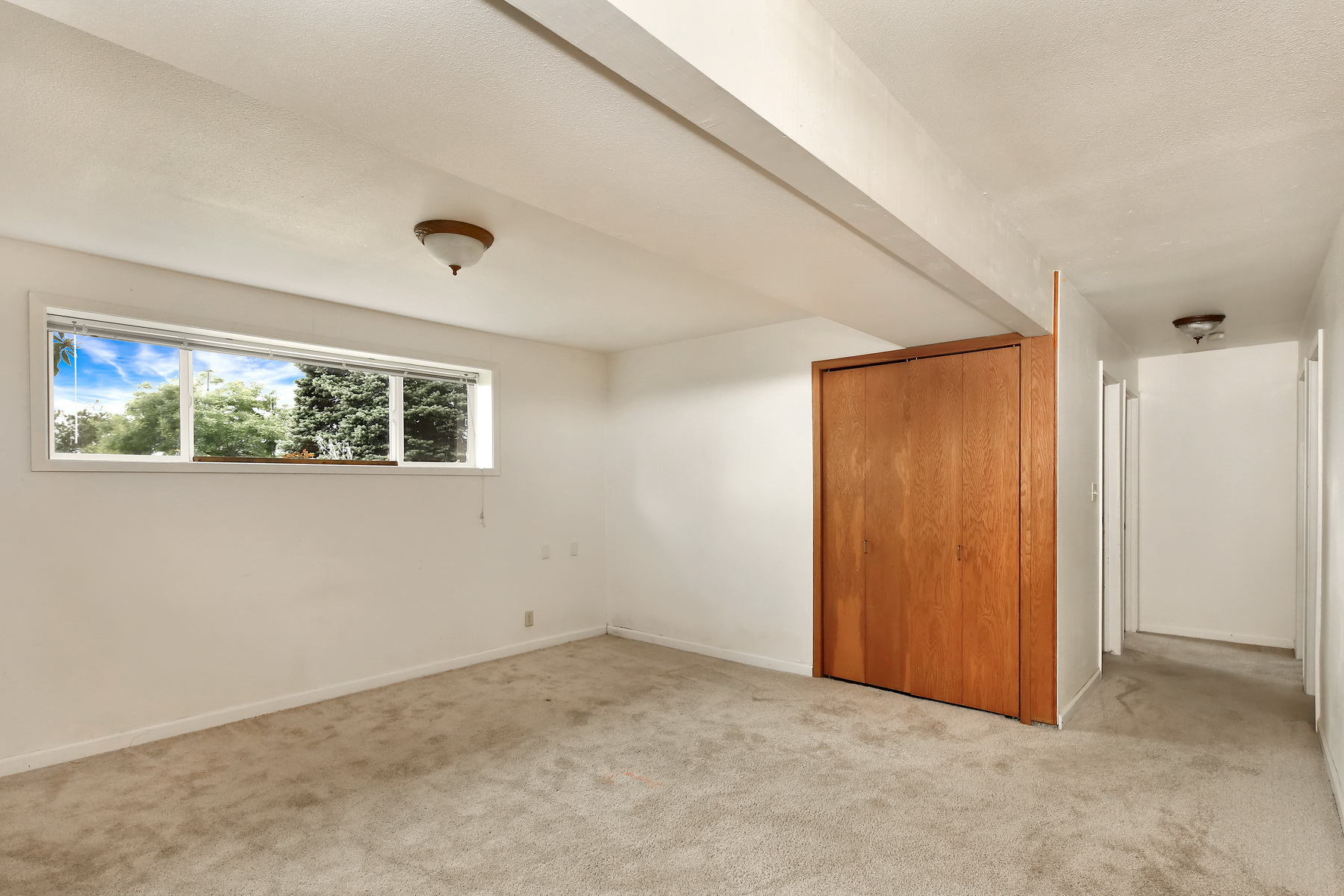 042_2724_W_Crestline.jpg