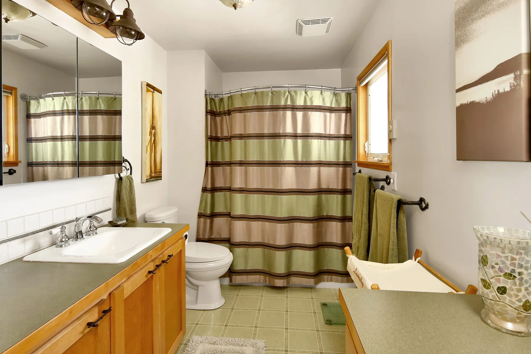 006a_2562_LummiView_Interiors.jpg