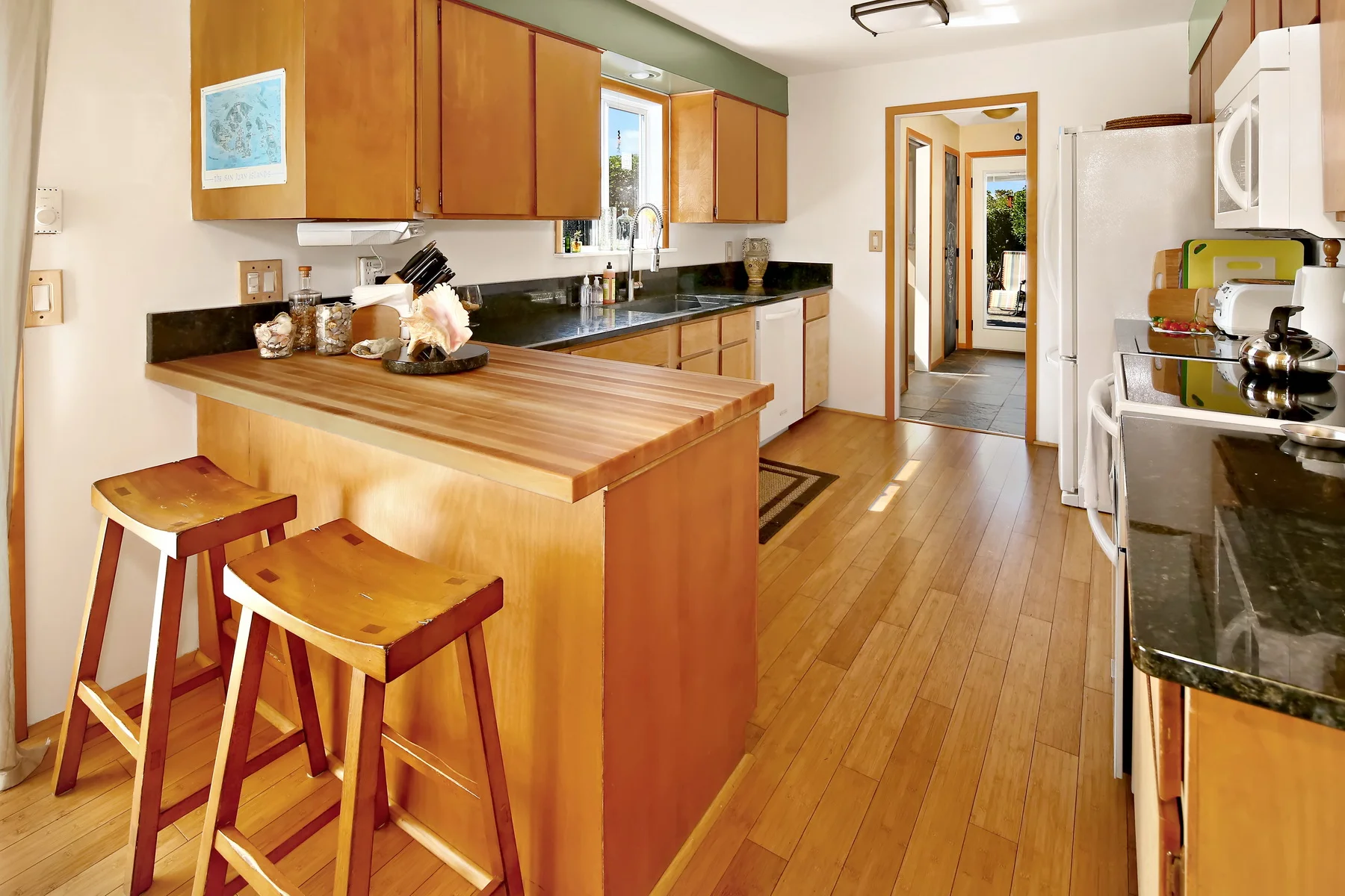 014a_2562_LummiView_Interiors.jpg