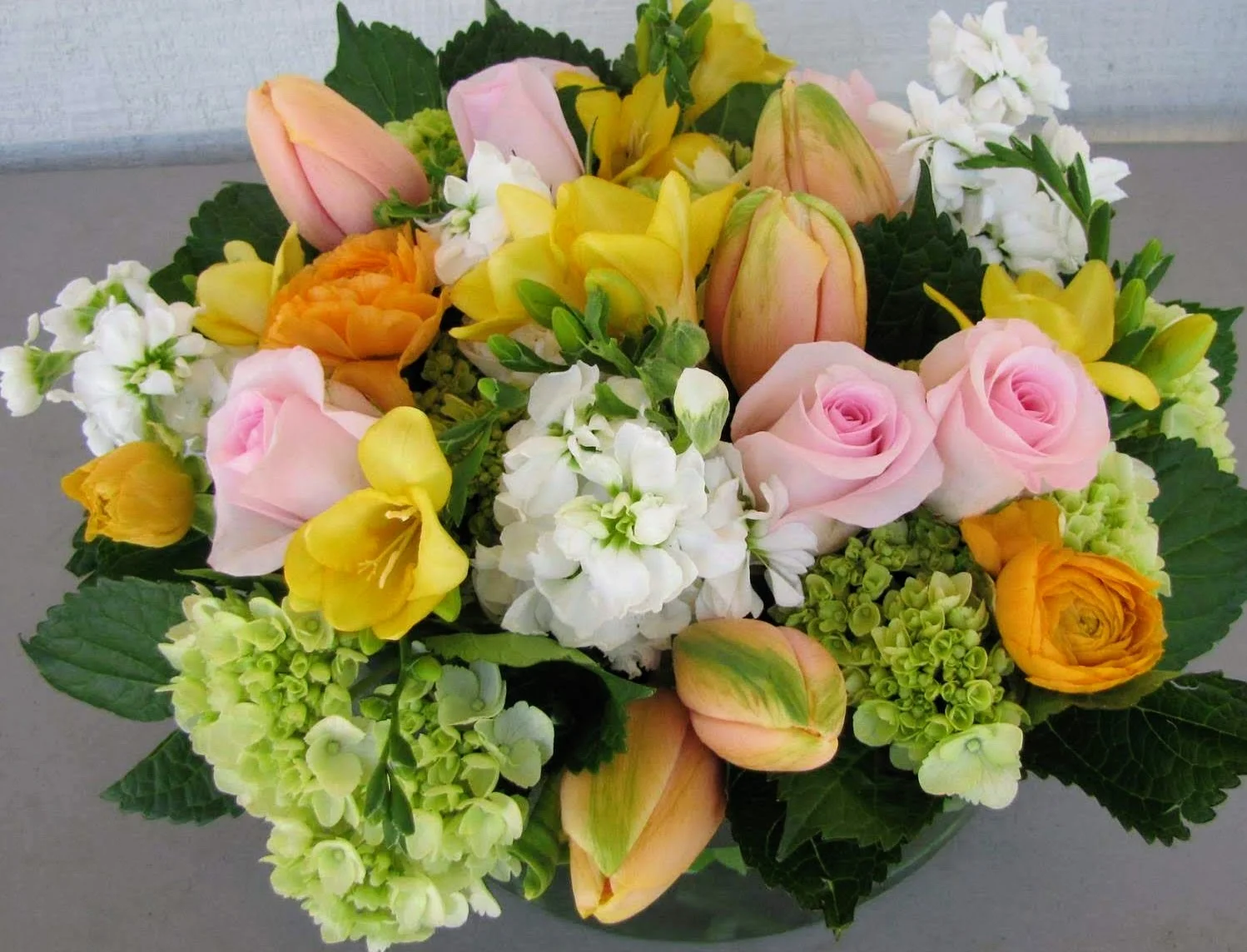Spring flower bouquet