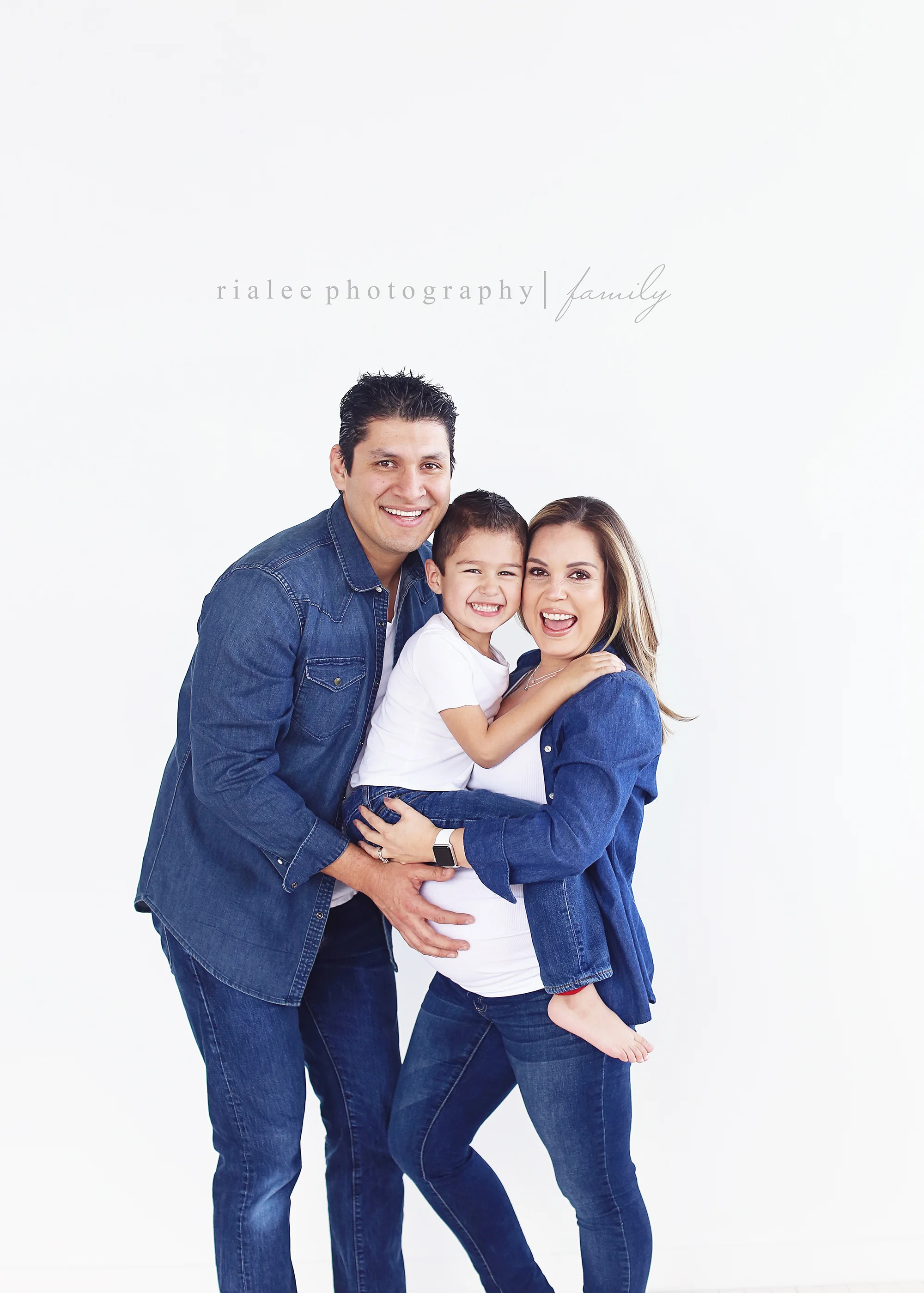 fargomaternityphotos.jpg