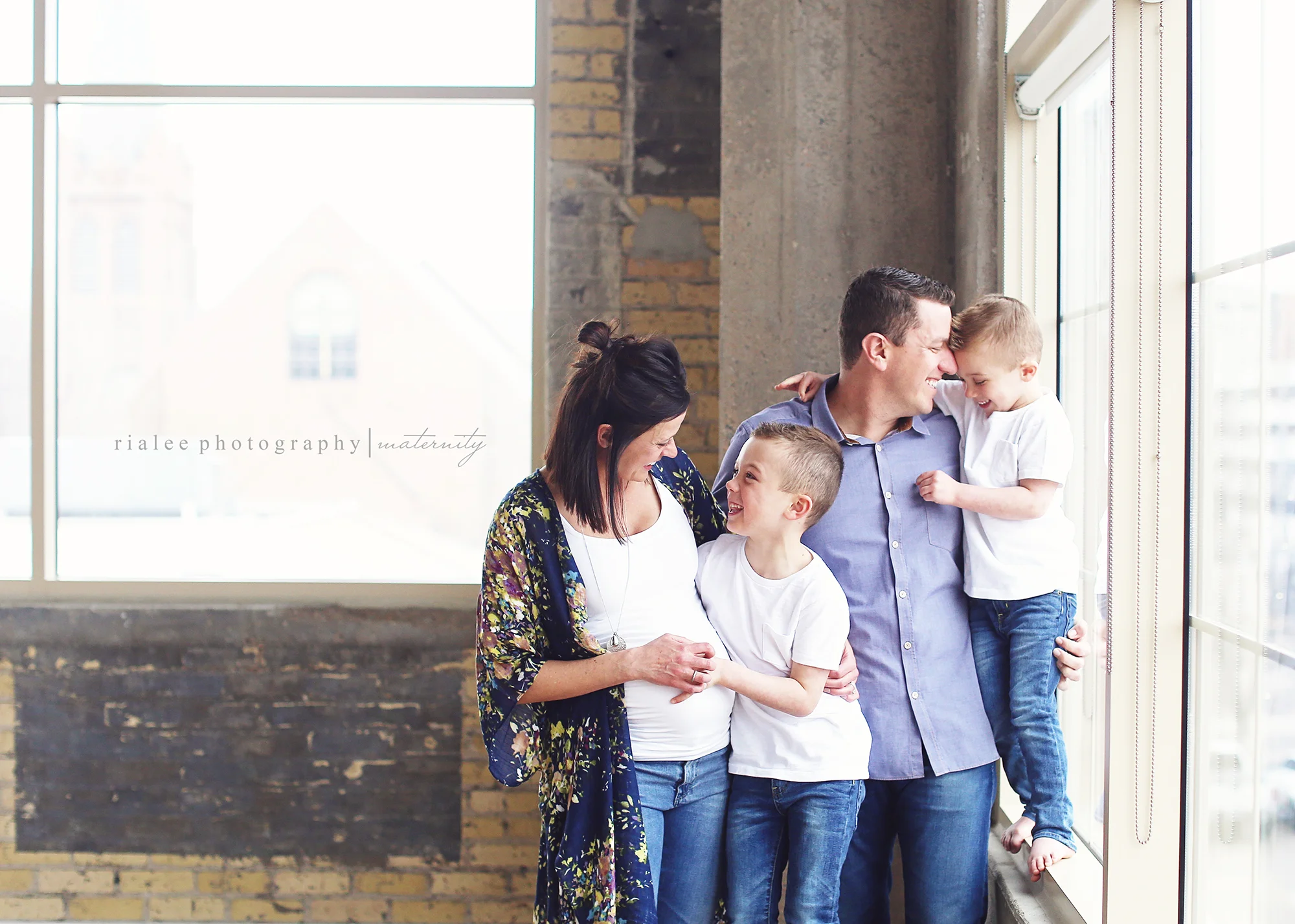 bestmaternityphotographersfargo.jpg