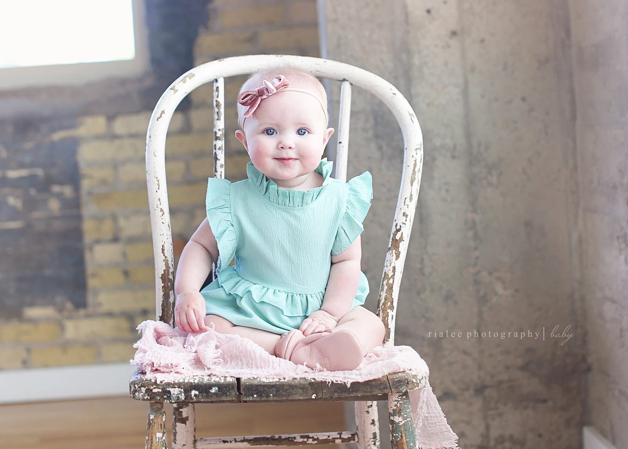 naturallightphotographystudio.jpg