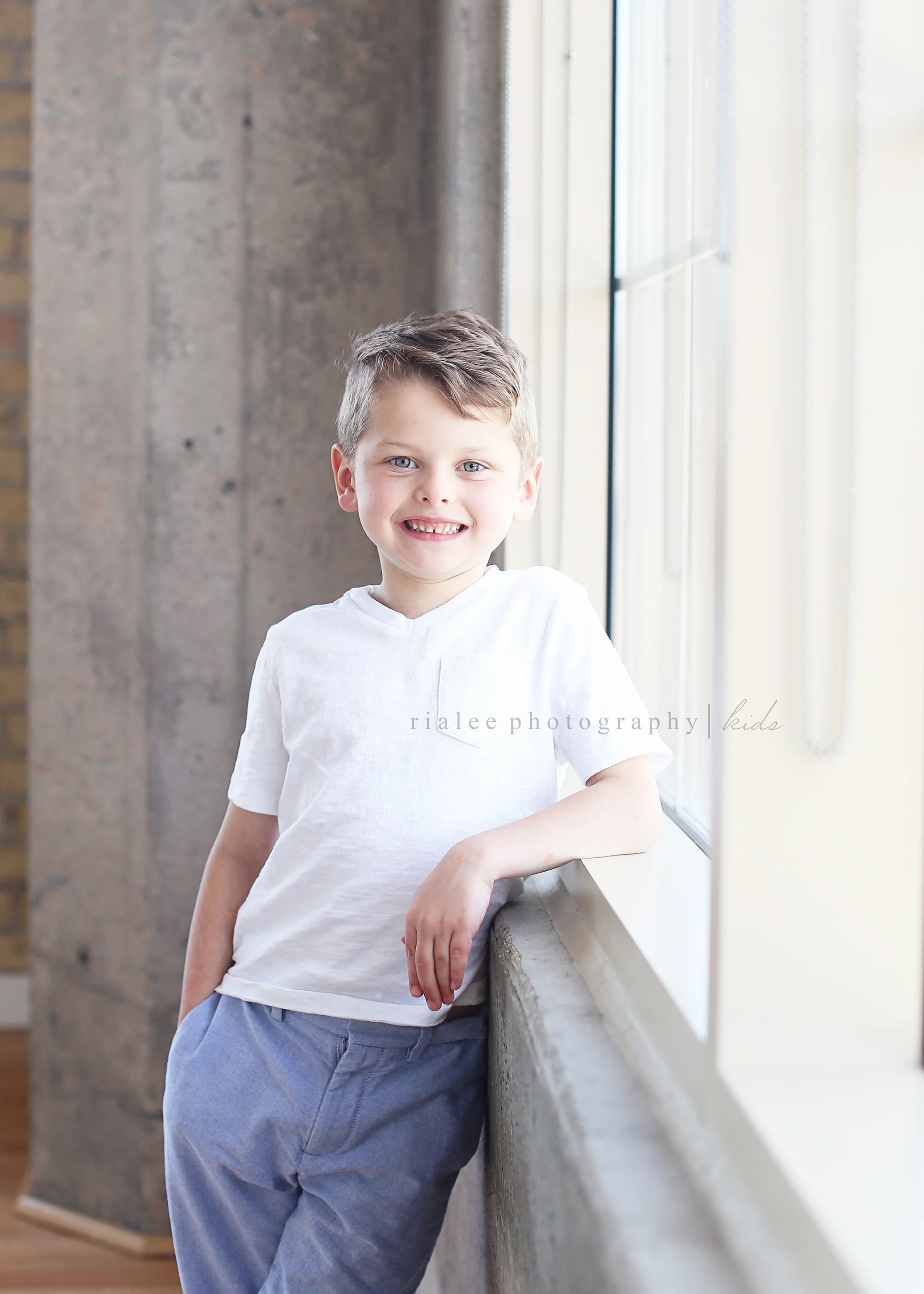 modernkidsphotographerfargo.jpg