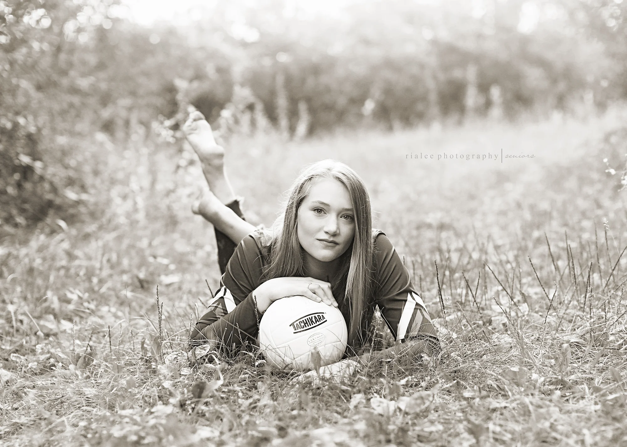 fargophotographersforseniorportraits.jpg