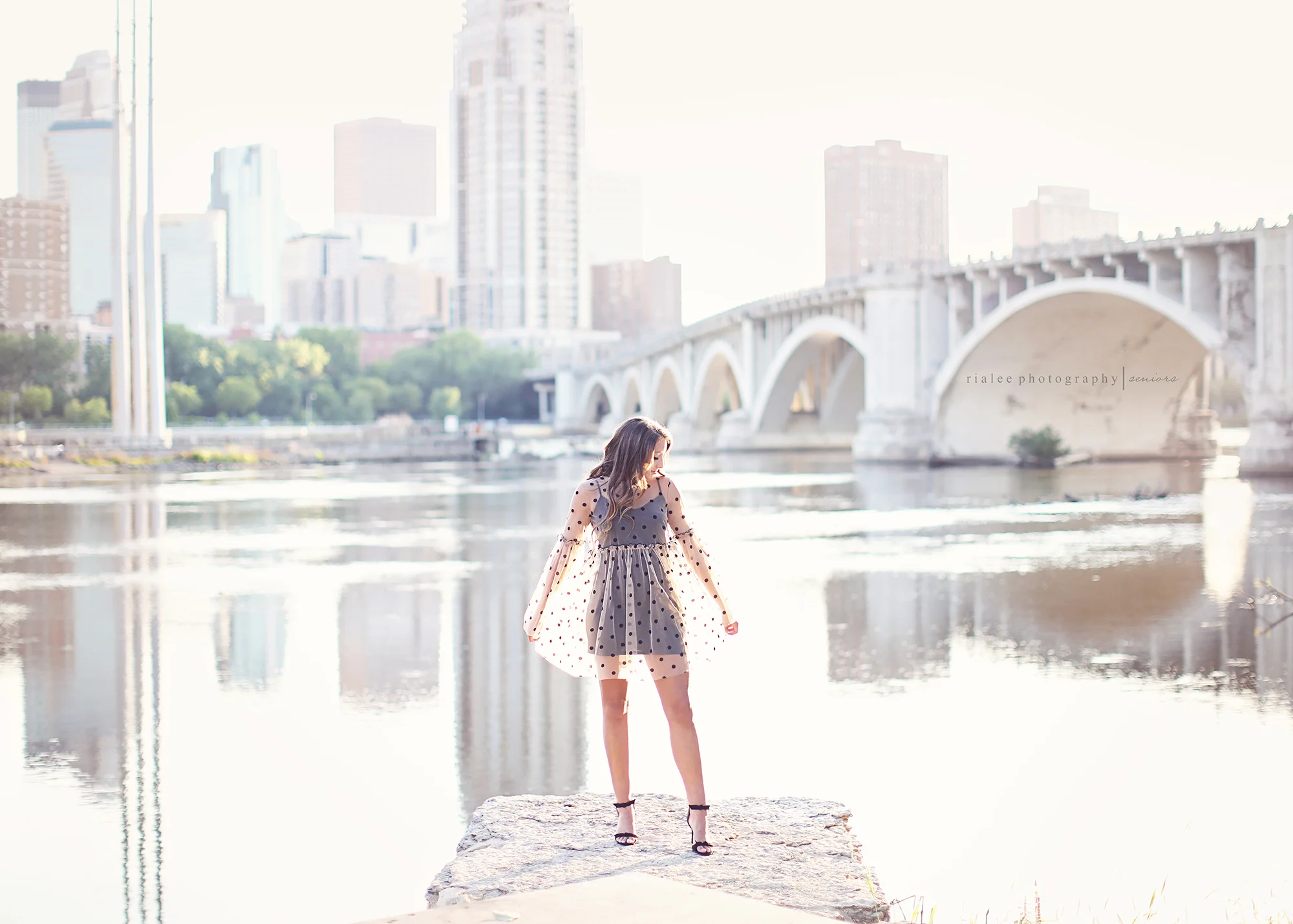 seniorphotographerminneapolis.jpg
