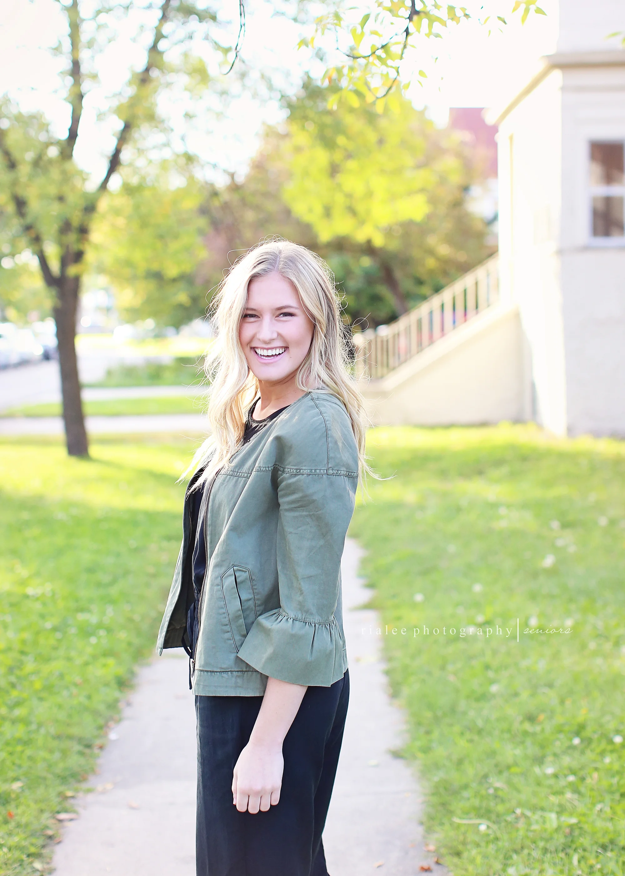 seniorphotographersinfargond.jpg