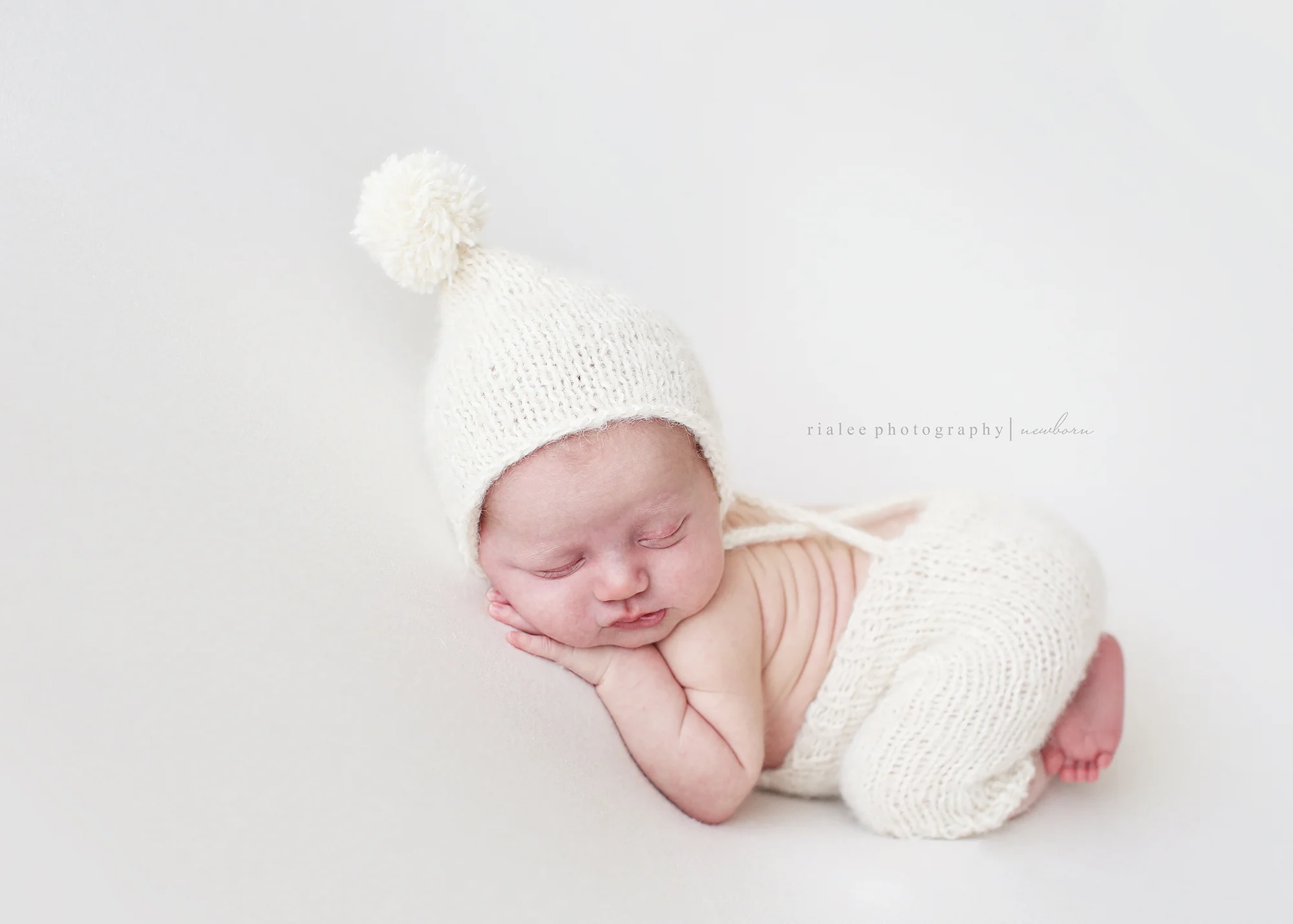 newbornphotographersfargo.jpg