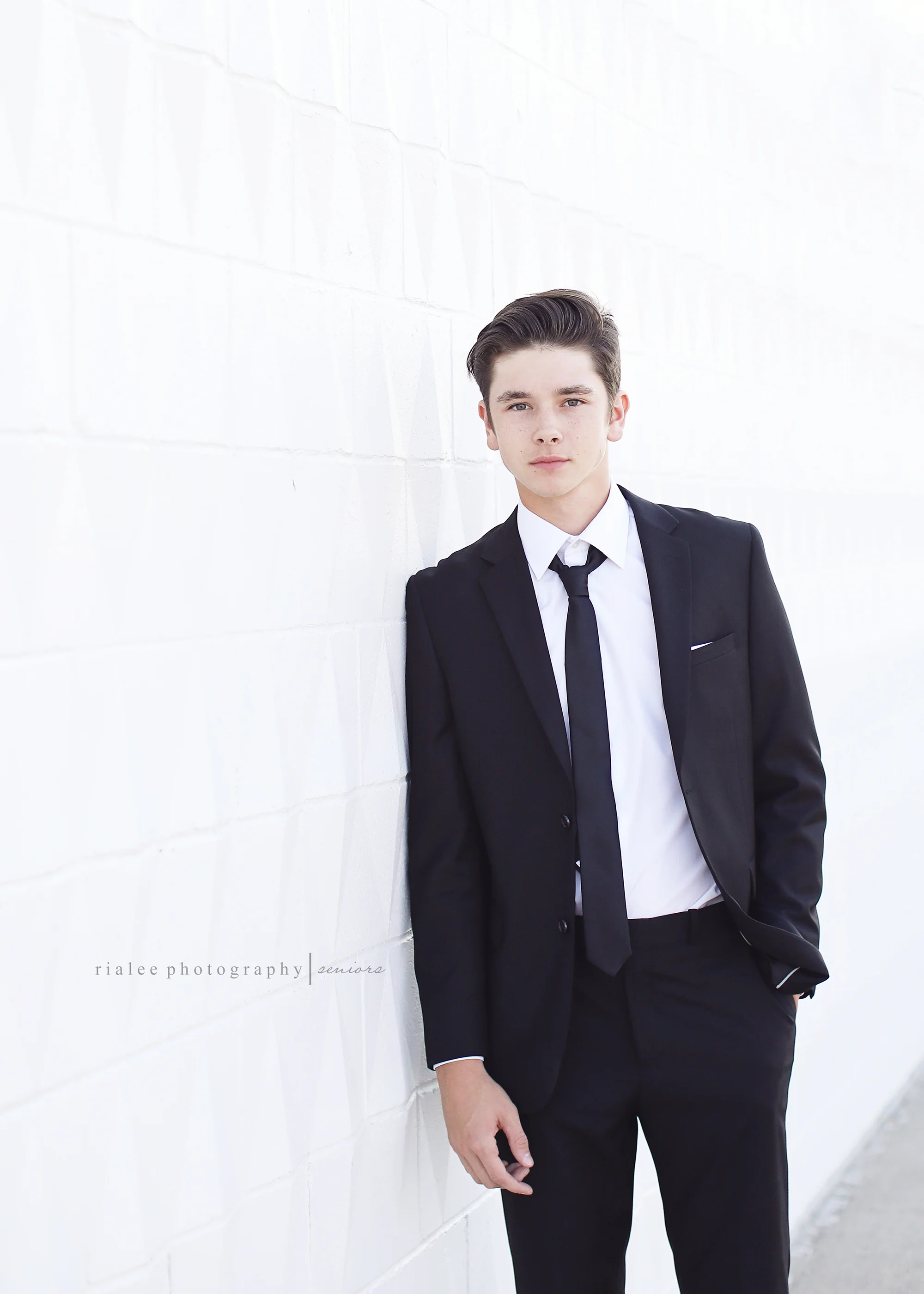 boyseniorphotoideas.jpg