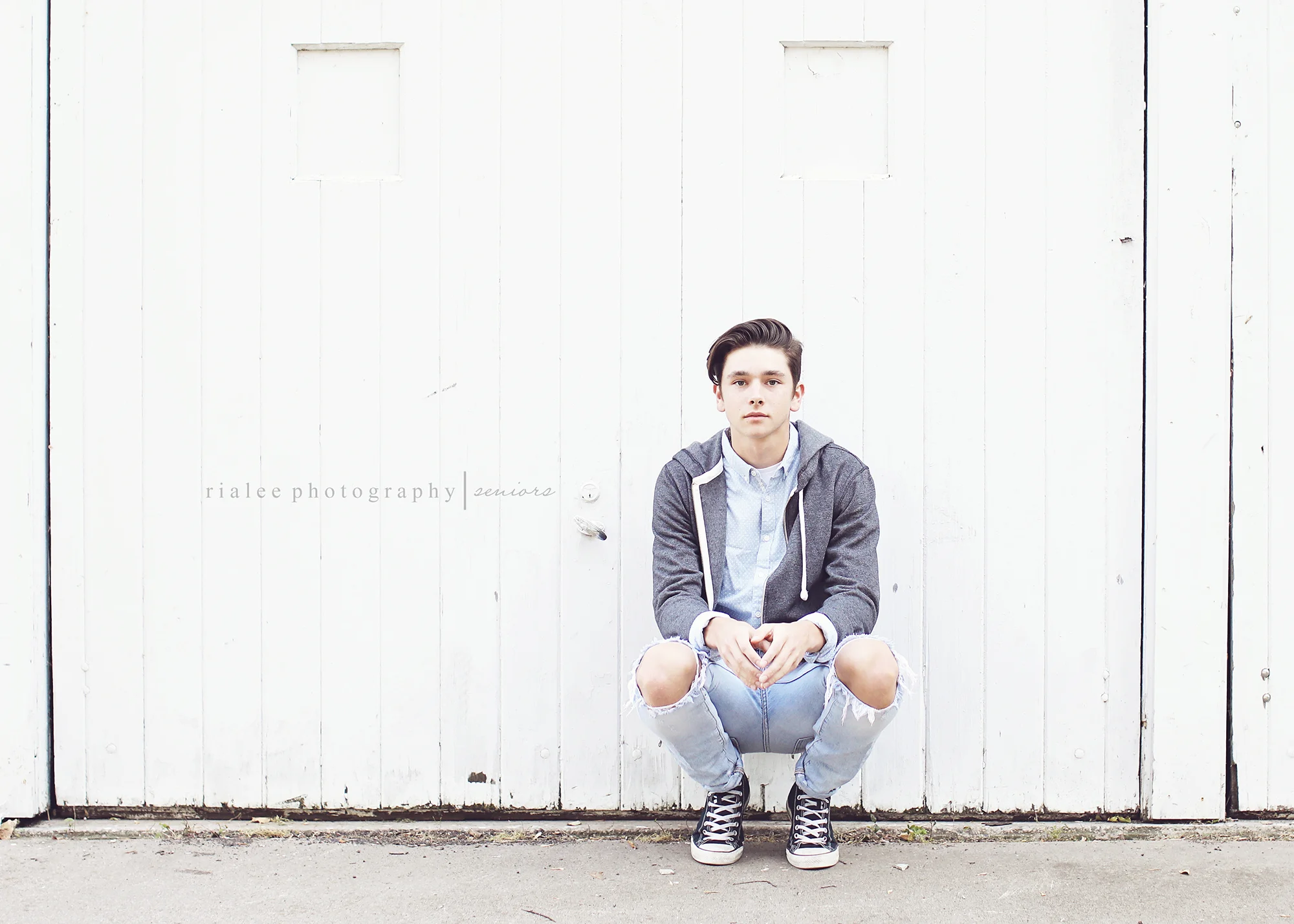 seniorphotographersfargond.jpg