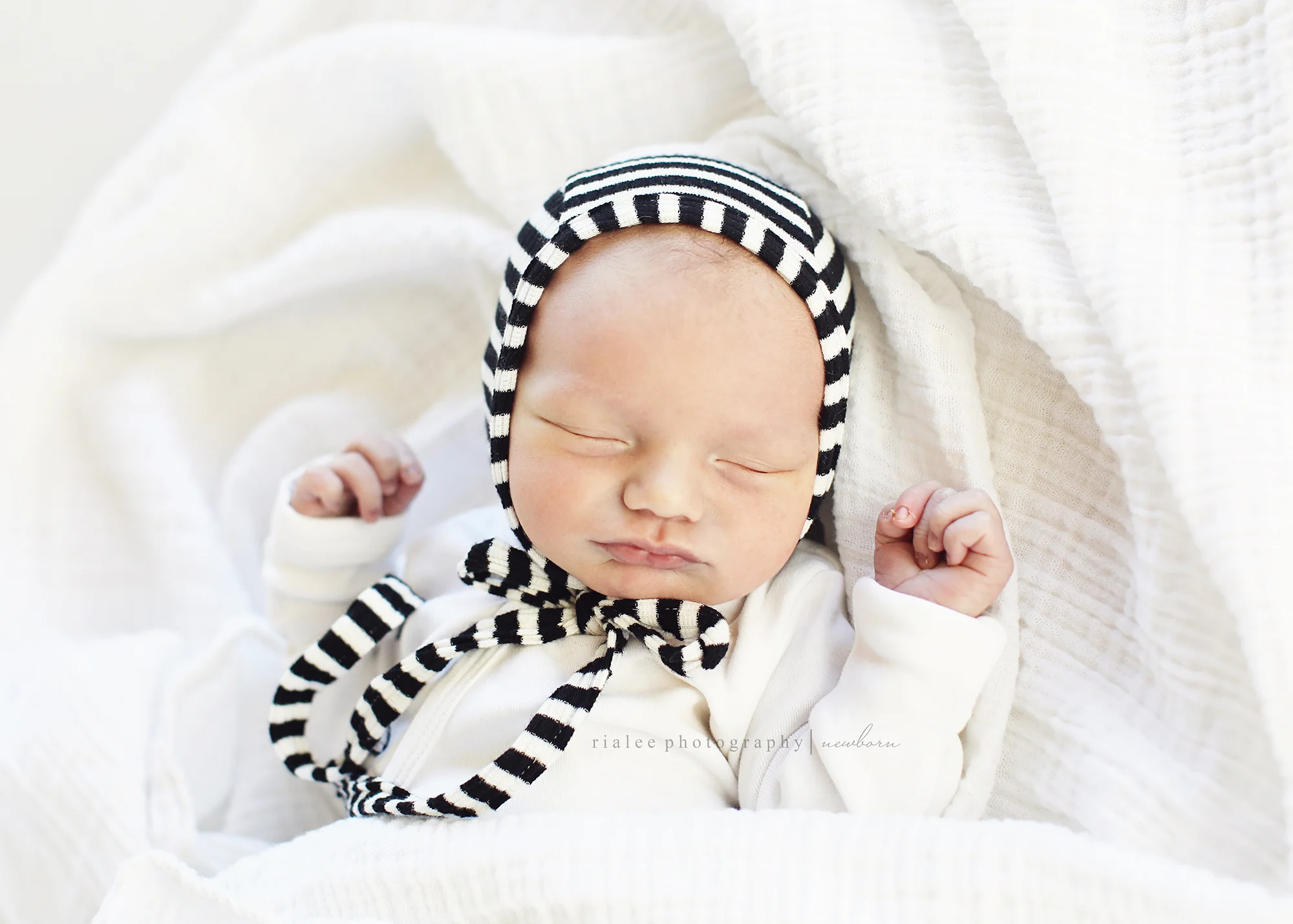 newbornphotosfargo.jpg
