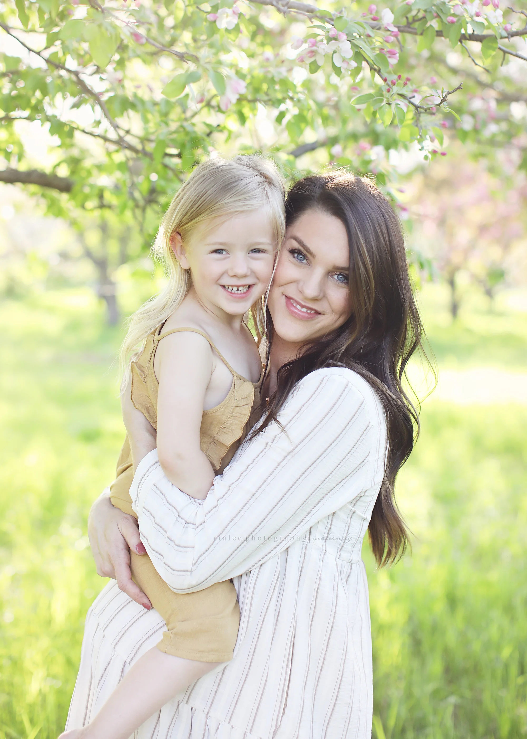 mommybabyphotosfargo.jpg