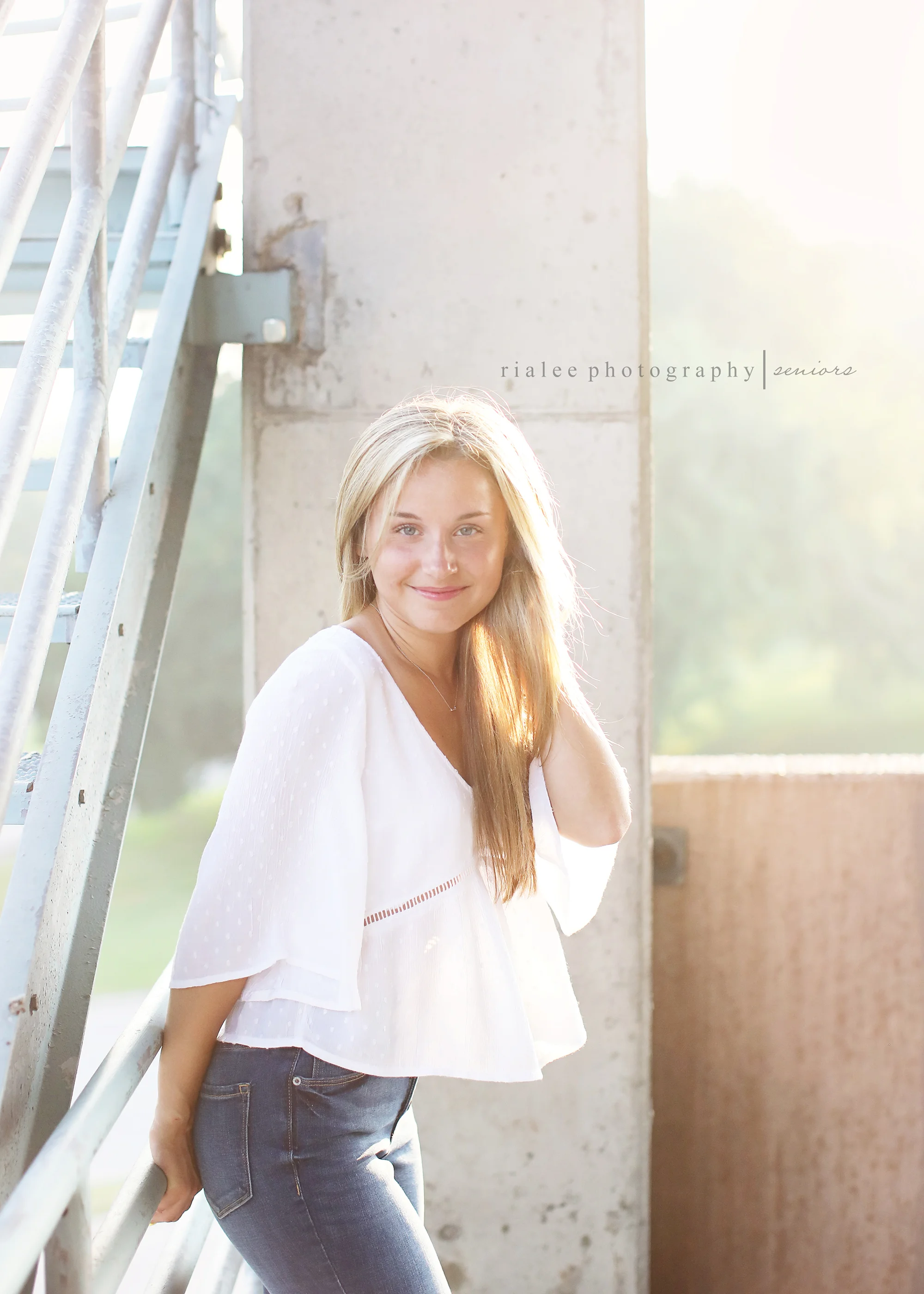 fargondseniorphotos.jpg