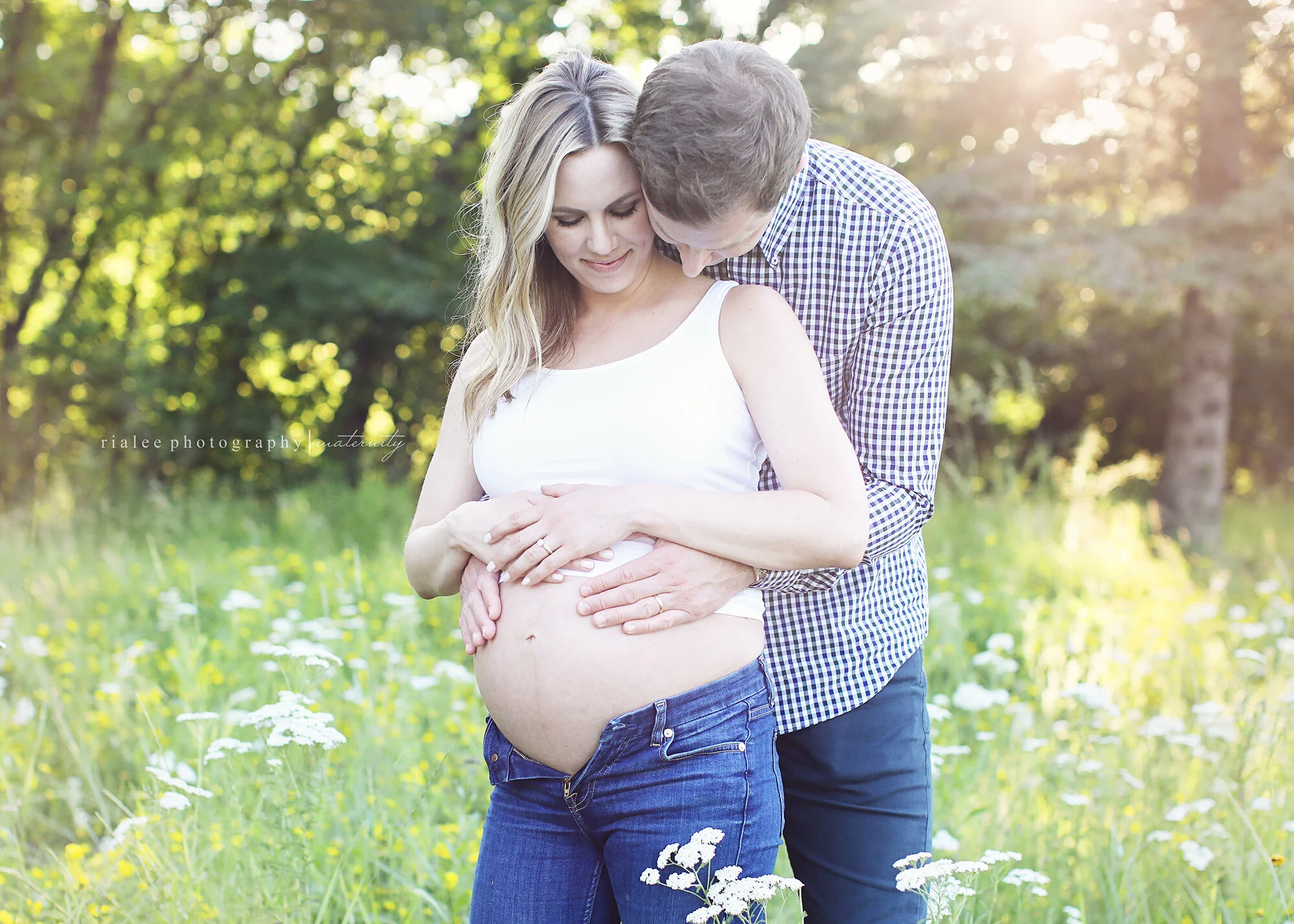 maternityphotographyfargond.jpg
