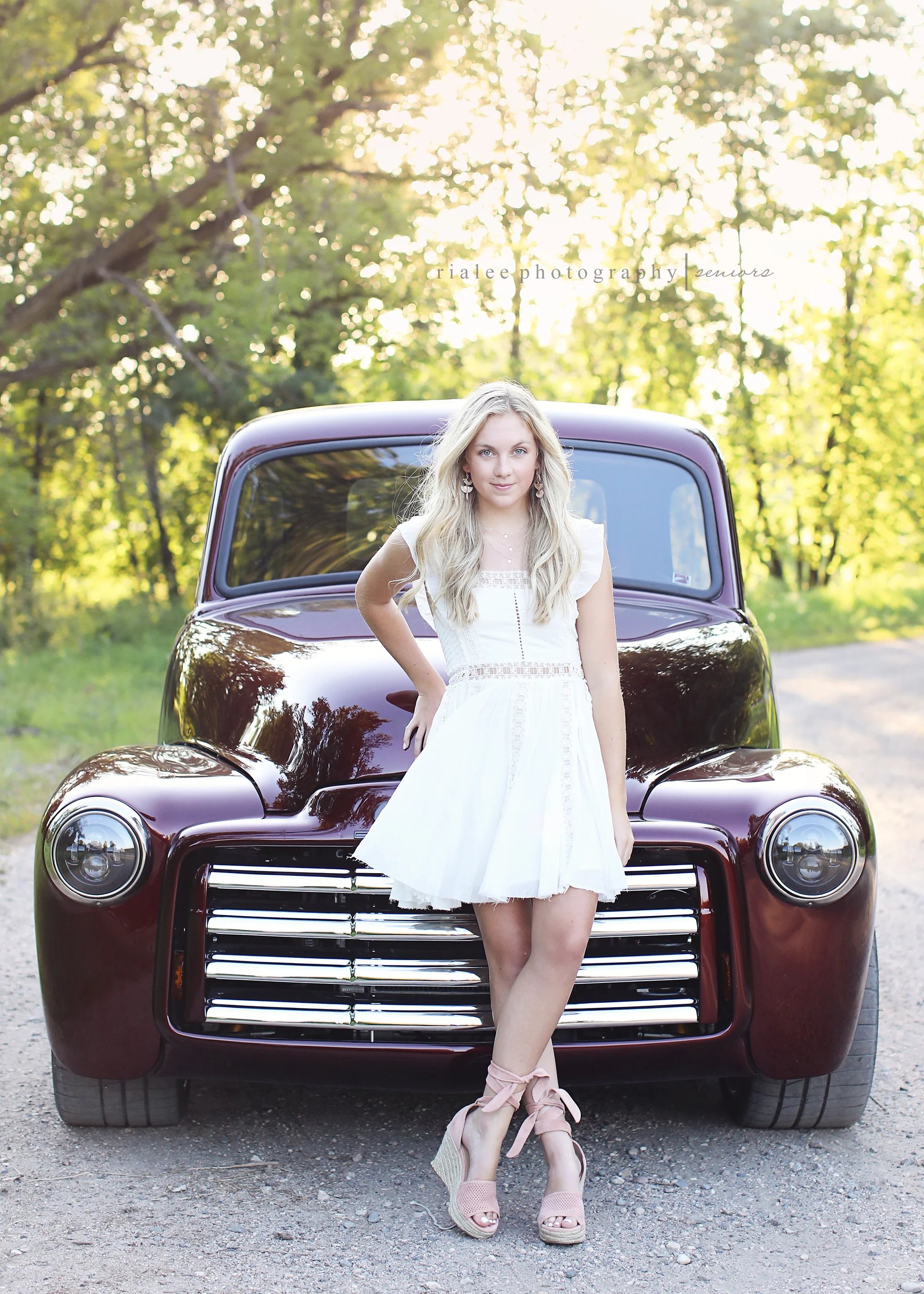 seniorphotosmoorheadmn.jpg
