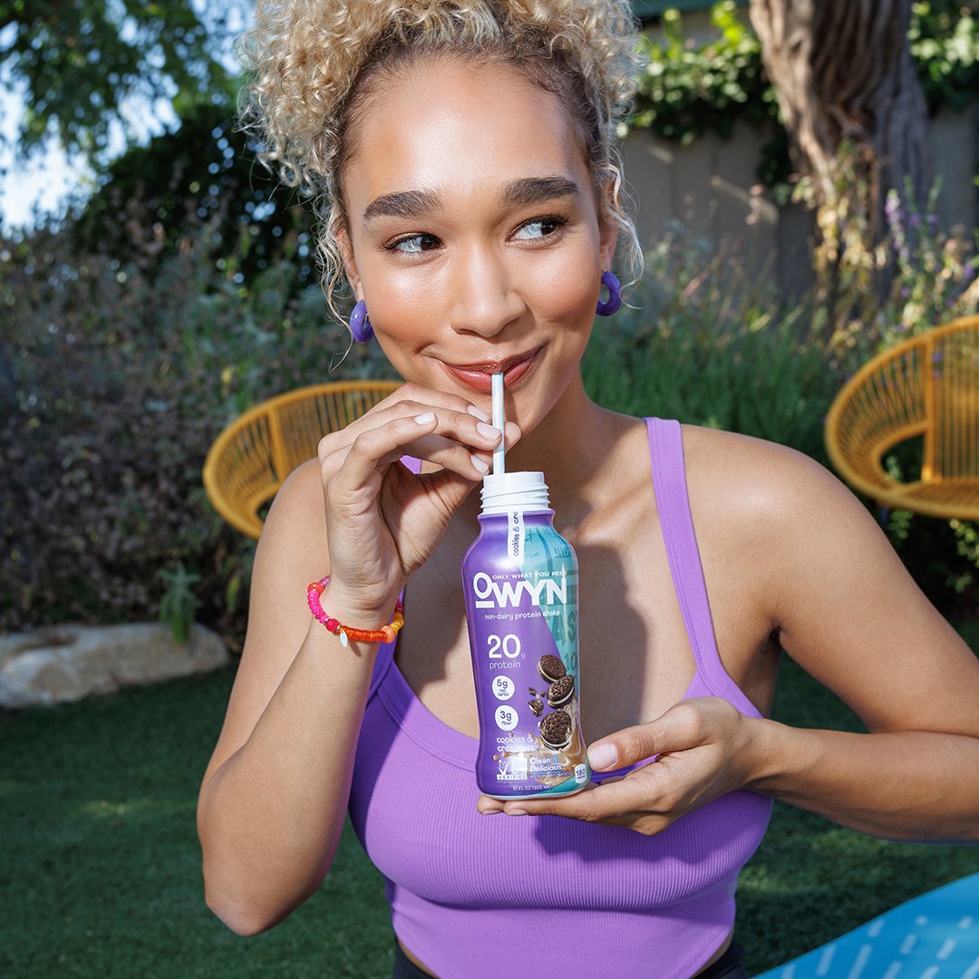 240910_IF_SimplyGoodFoods_OWYN_Cookies&CreamlessProteinShake_AshleyWilliams_4692-Enhanced-NR.jpg