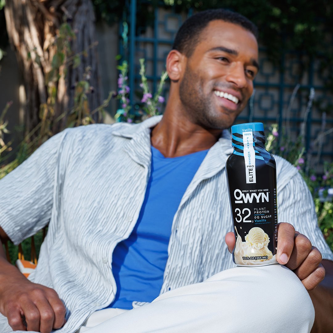 240910_IF_SimplyGoodFoods_OWYN_VanillaProEliteProteinShake_MarcusBrodie_4221-Enhanced-NR.jpg